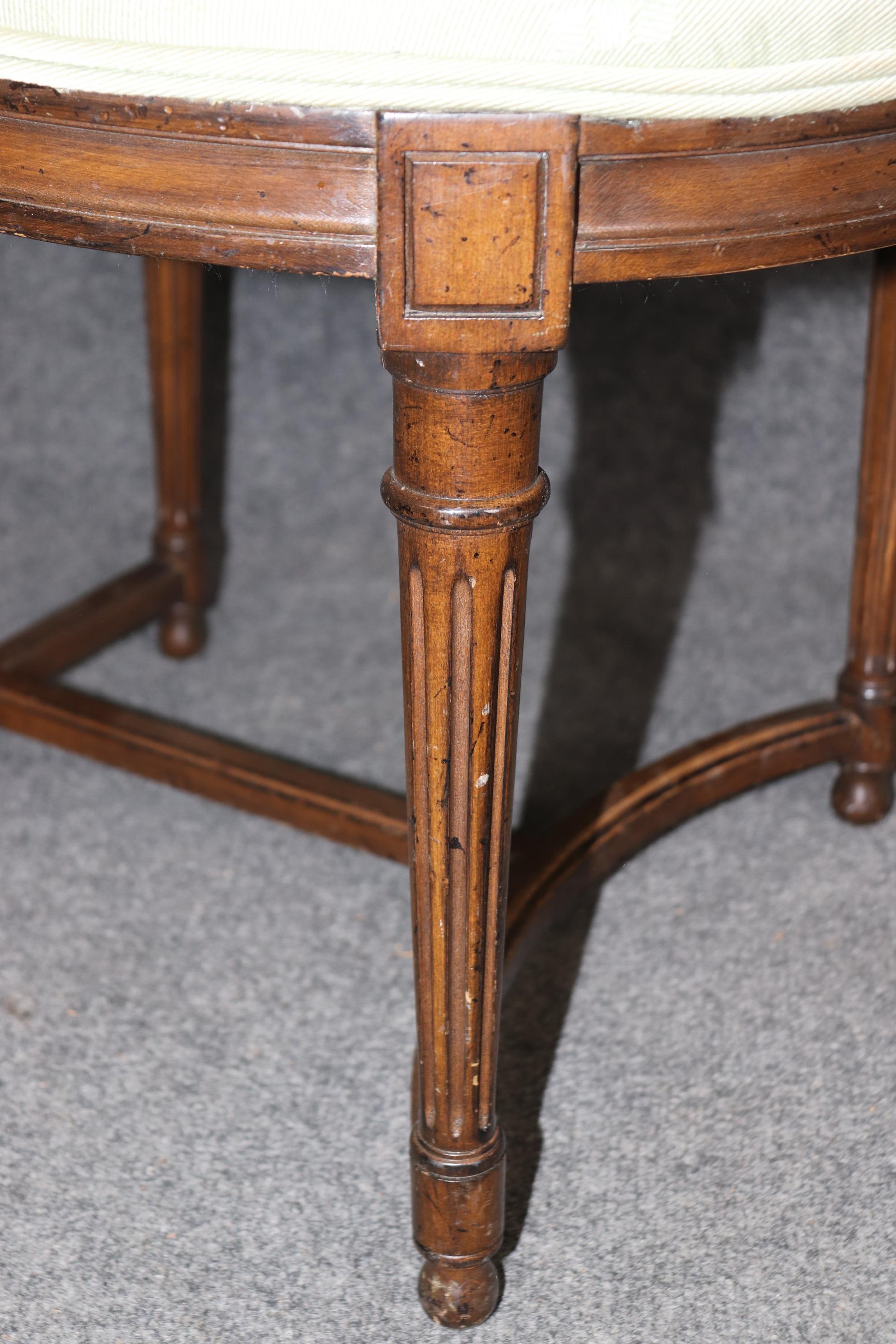 Set of 6 Maison Jansen Attributed Balloon Back Circular Directoire Dining Chairs For Sale 3