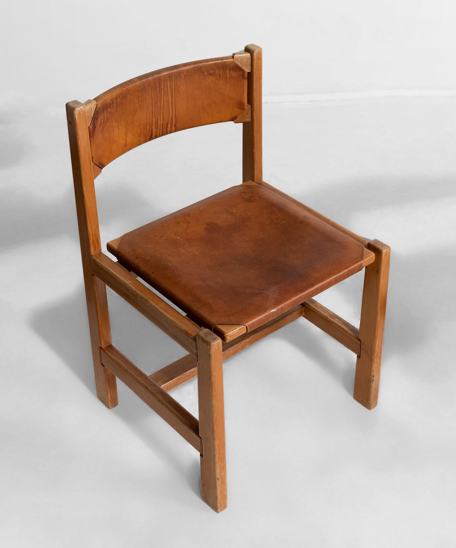 French Set of '6' Maison Regain Chairs, France, circa 1970