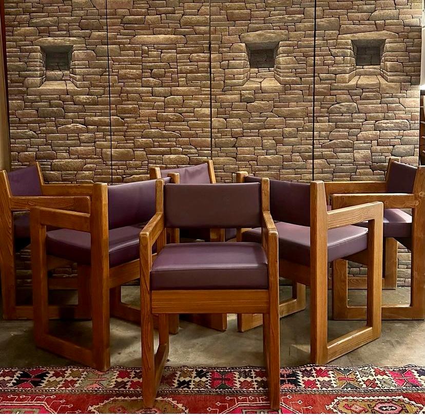 Moderne Ensemble de 6 chaises de salle à manger Maison Regain, vers 1970, France en vente