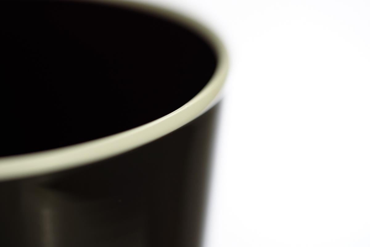 Italian Set of 6 Manilo opaque black glasses with withe glass rim, handmade in Murano For Sale
