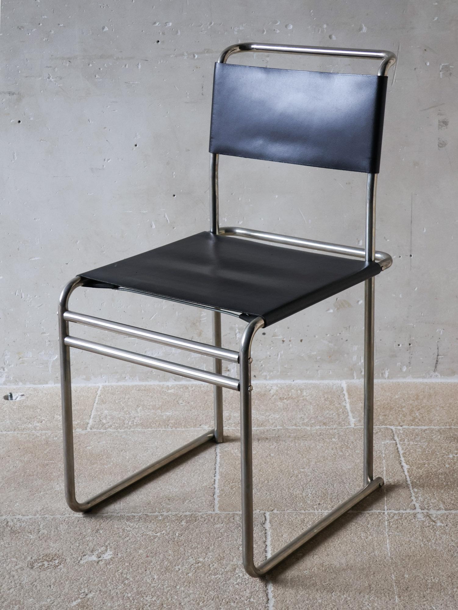 Satz von 6 Marcel Breuer B5/B40 Stühlen mit röhrenförmigem Gestell und schwarzem Leder (Nordamerikanisch) im Angebot