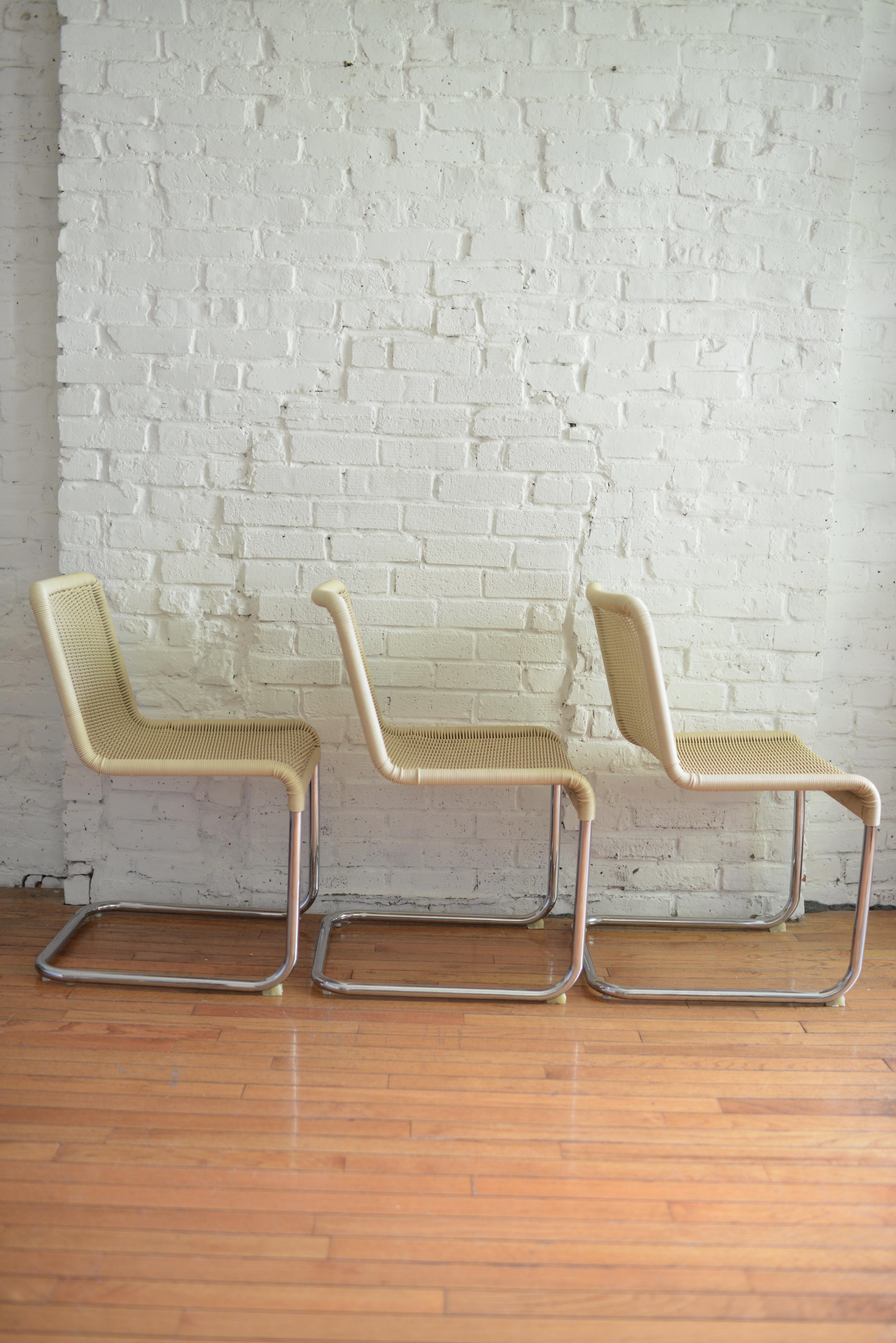 Set of 6 Marcel Breuer Style Woven Acrylic Rattan and Chrome Chairs In Good Condition For Sale In Brooklyn, NY