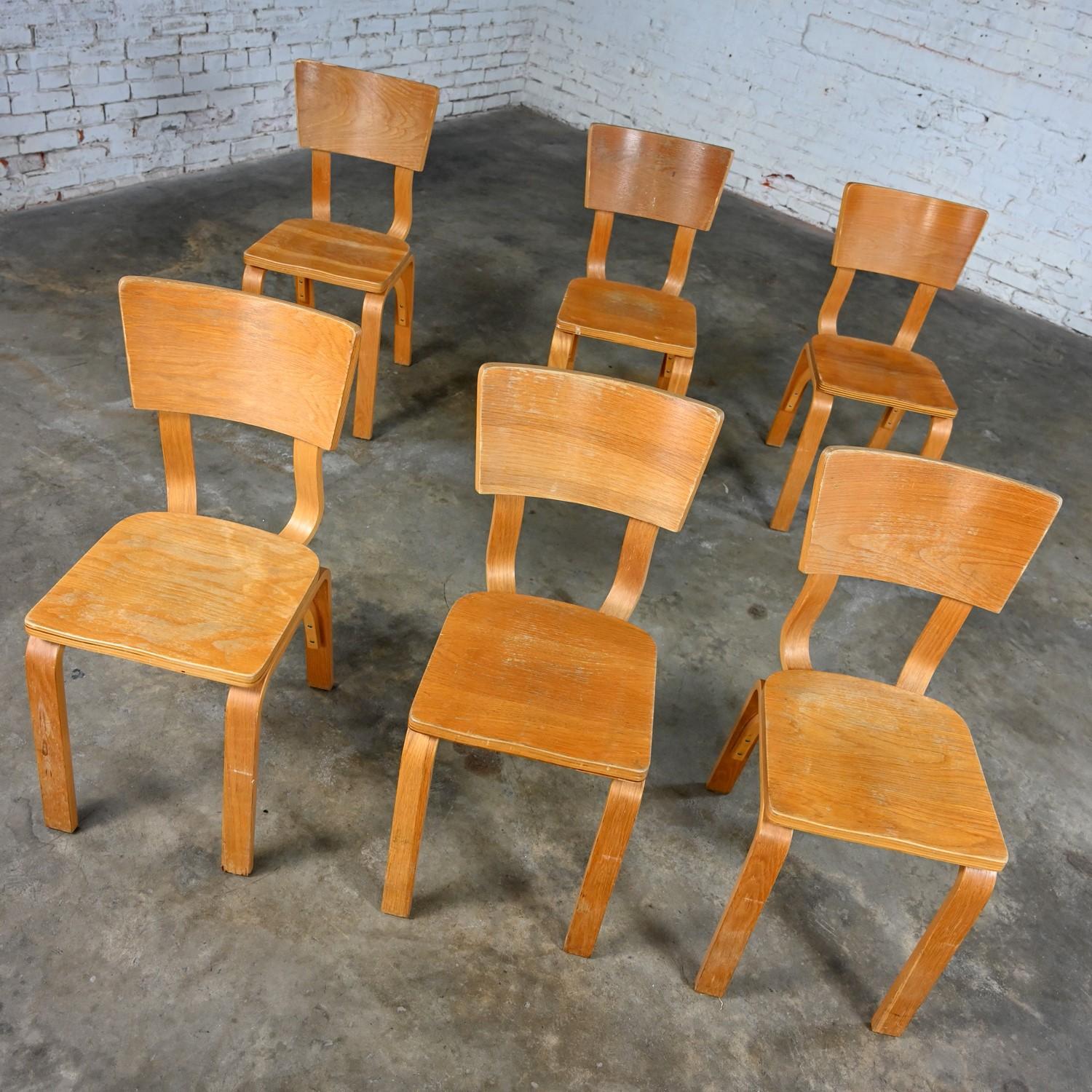 American Set of 6 MCM Thonet #1216 Dining Chairs Bent Oak Plywood Saddle Seat Single Bow For Sale