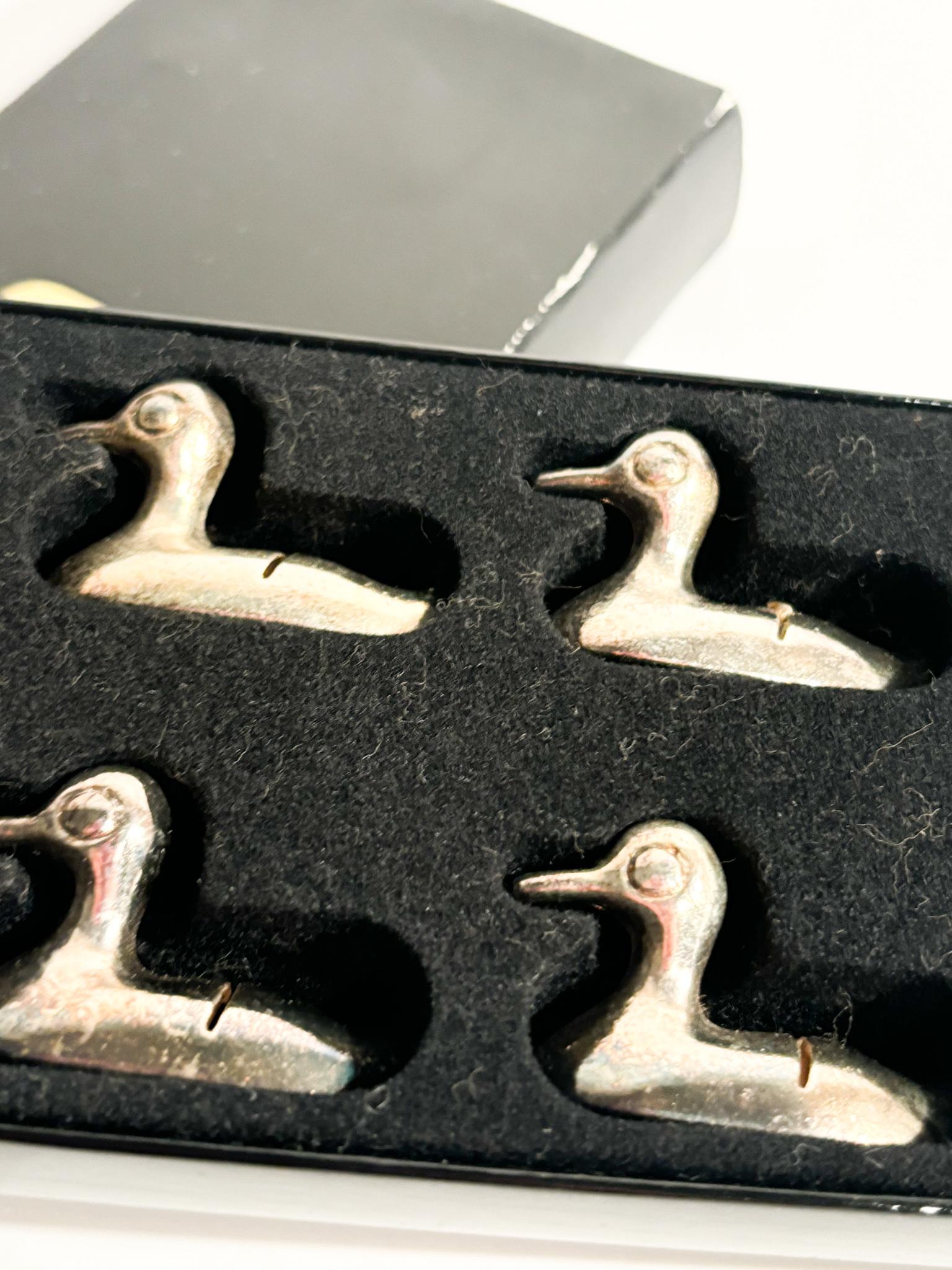 Set of 6 Metal Placeholders / Knife Rests by Saviato from the 90s For Sale 3