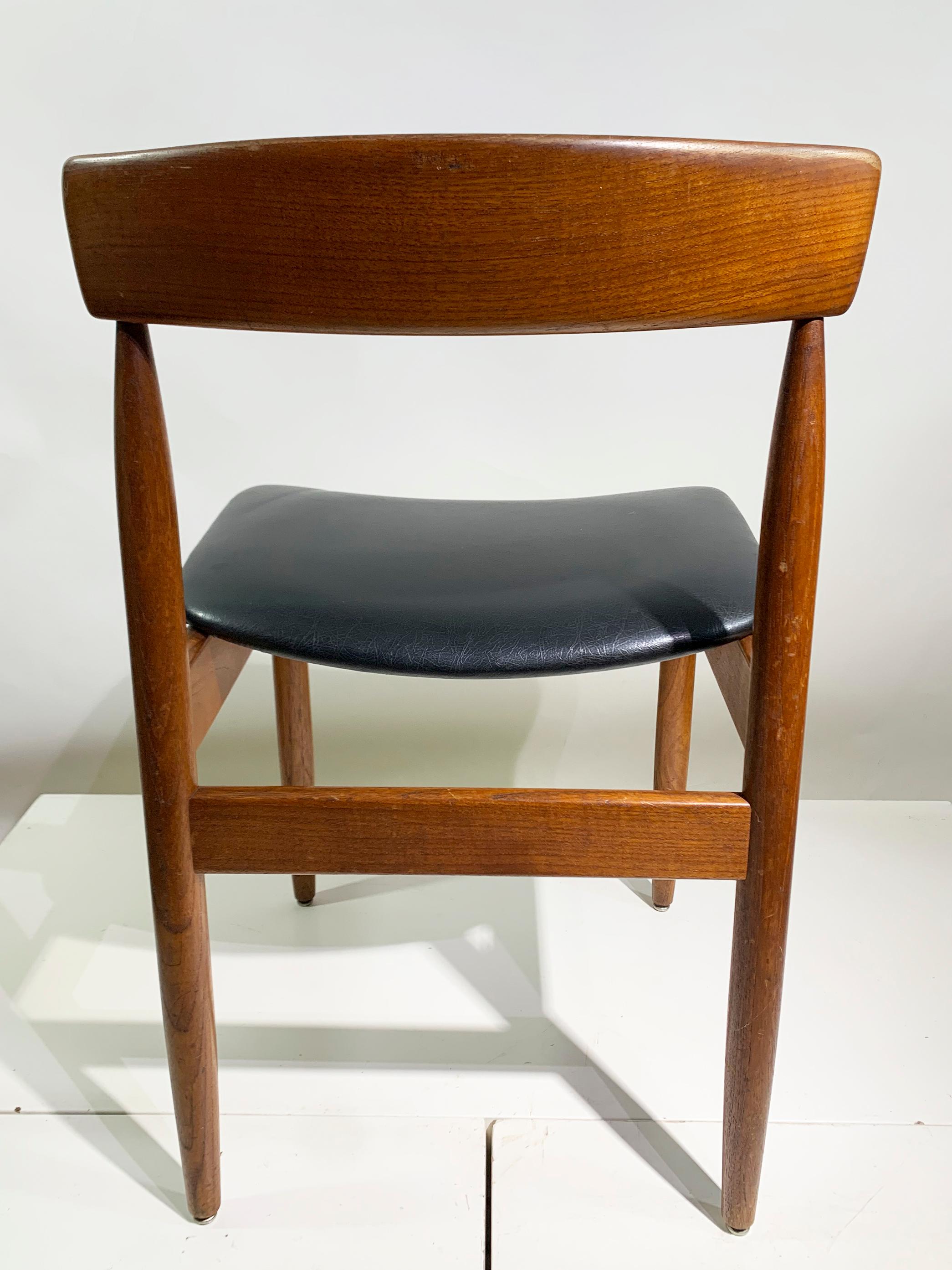 Set of 6 Mid-20th Century Scandinavian Dining Chairs  For Sale 6