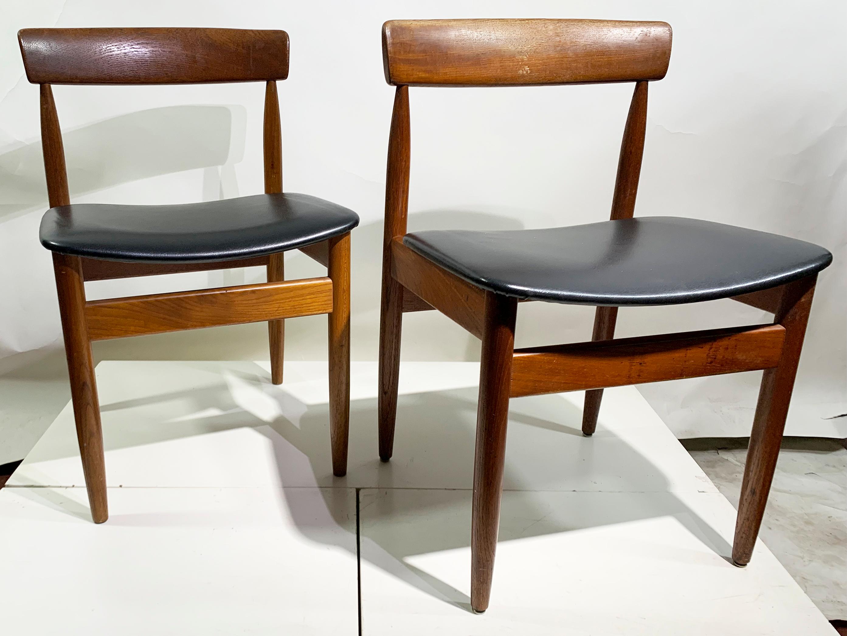 Danish Set of 6 Mid-20th Century Scandinavian Dining Chairs  For Sale
