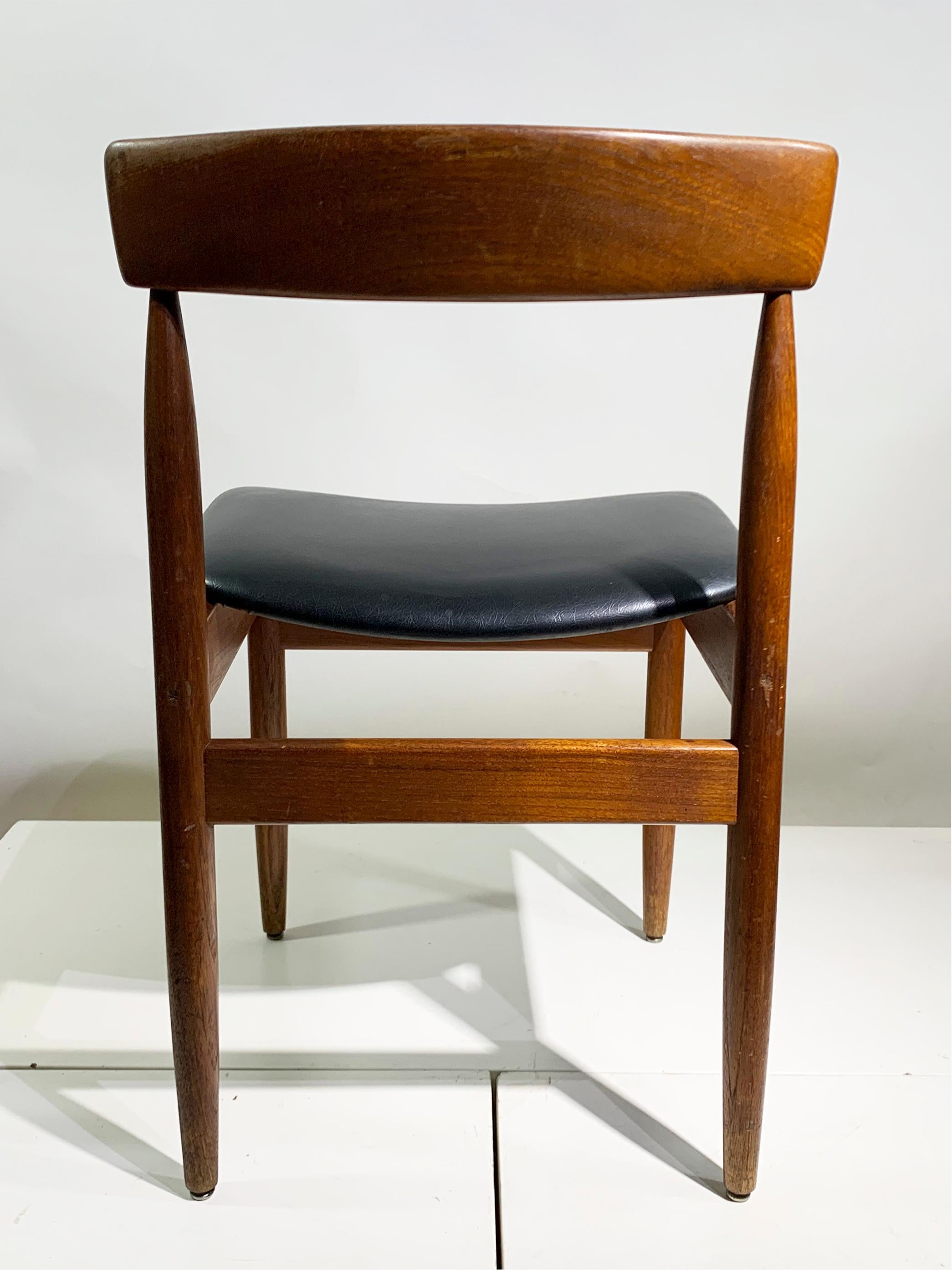 Set of 6 Mid-20th Century Scandinavian Dining Chairs  For Sale 3