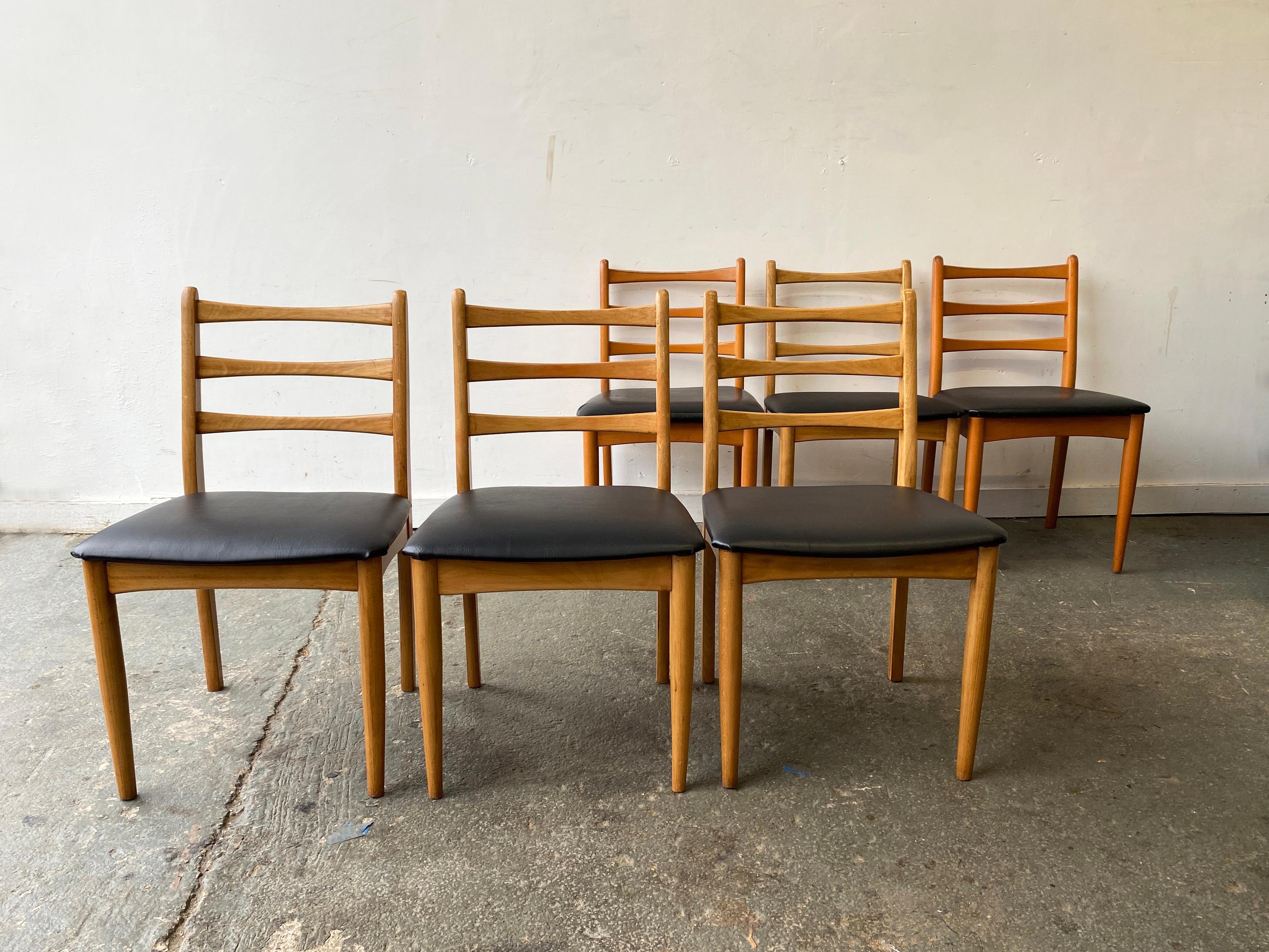 Mid-Century moderno Set di 6 sedie da pranzo di metà secolo 1970 di Schreiber Furniture in vendita