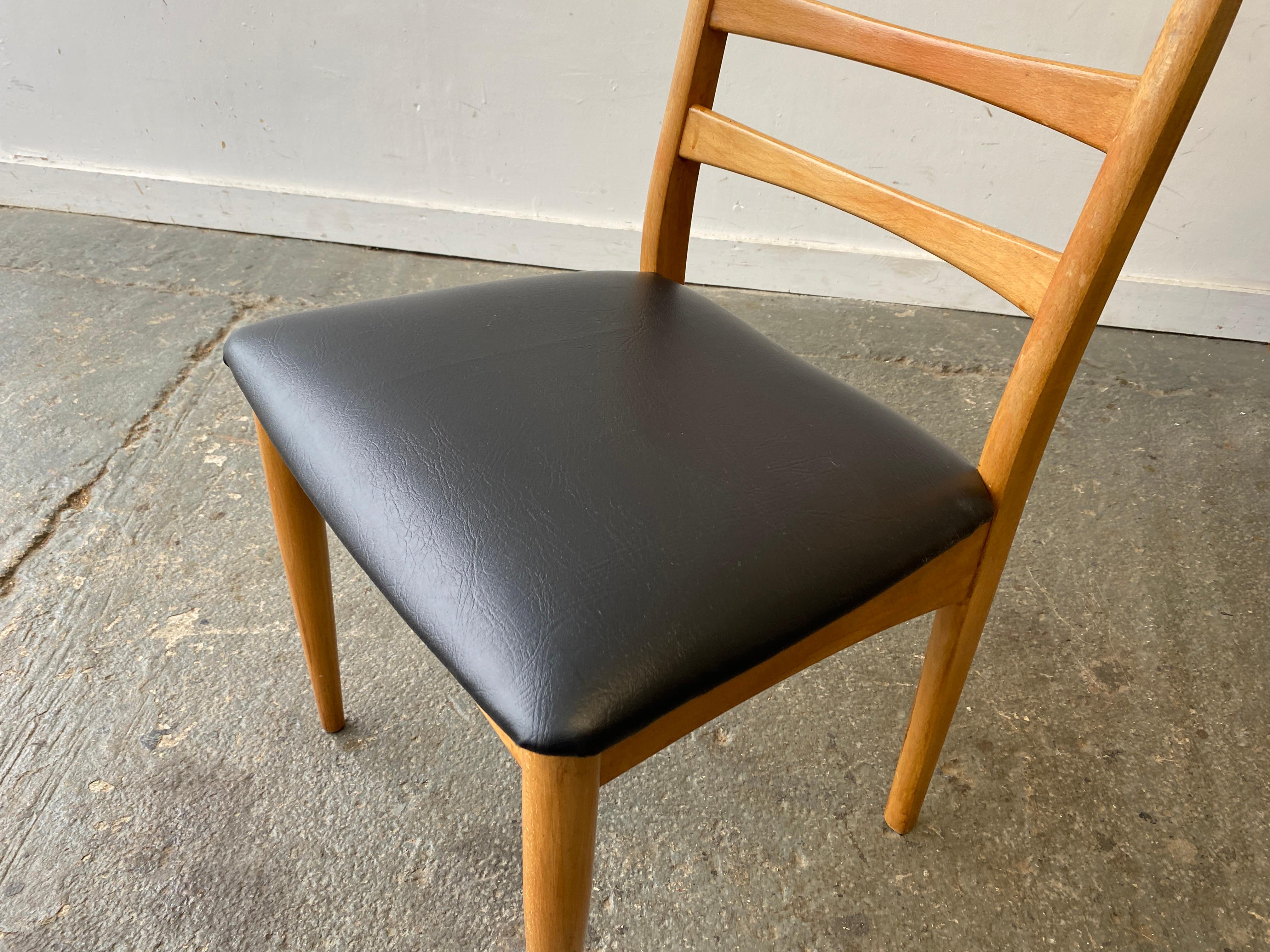 Materiale sintetico Set di 6 sedie da pranzo di metà secolo 1970 di Schreiber Furniture in vendita