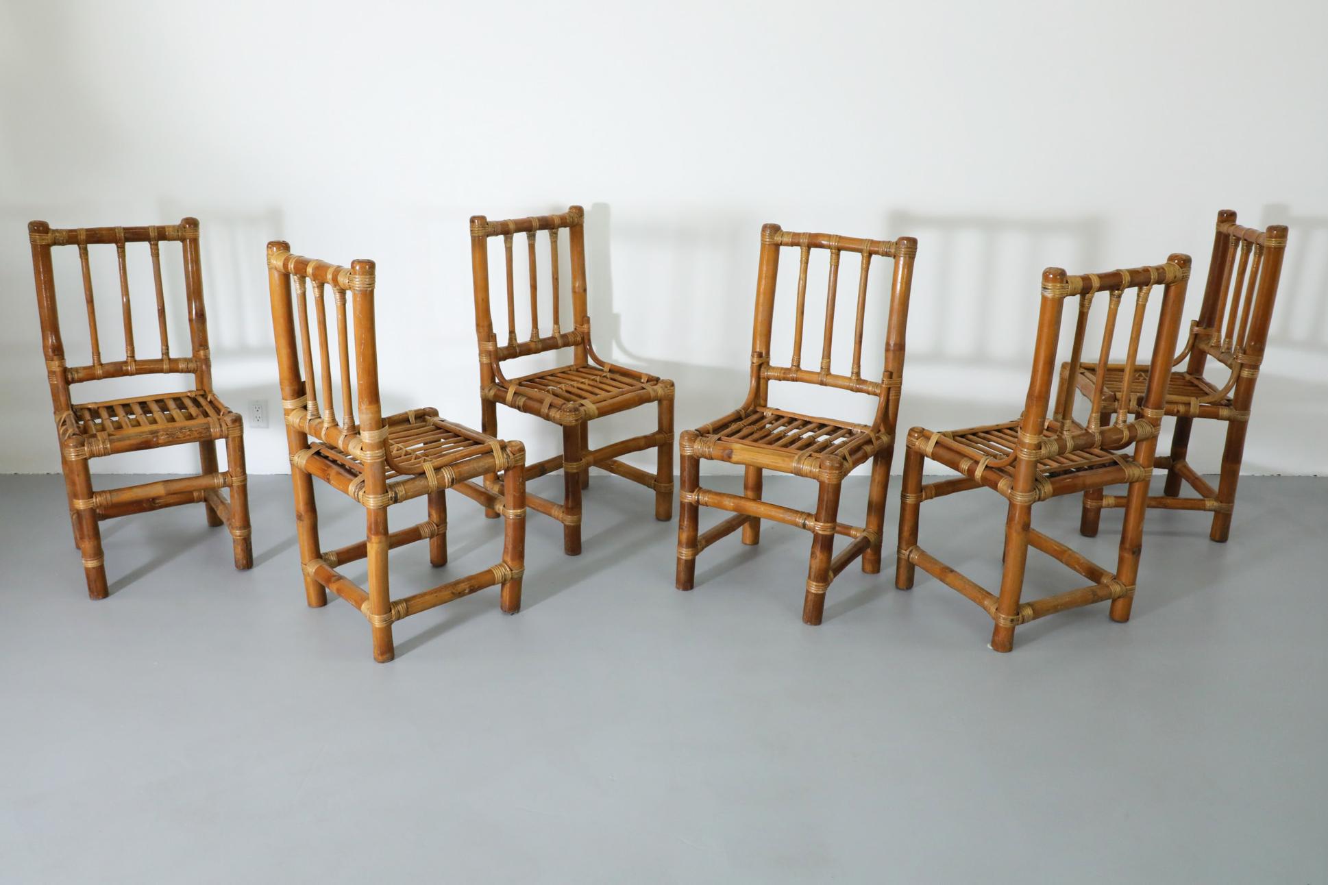 French Set of 6 Mid-Century bamboo dining chairs in Tropicalist Style For Sale