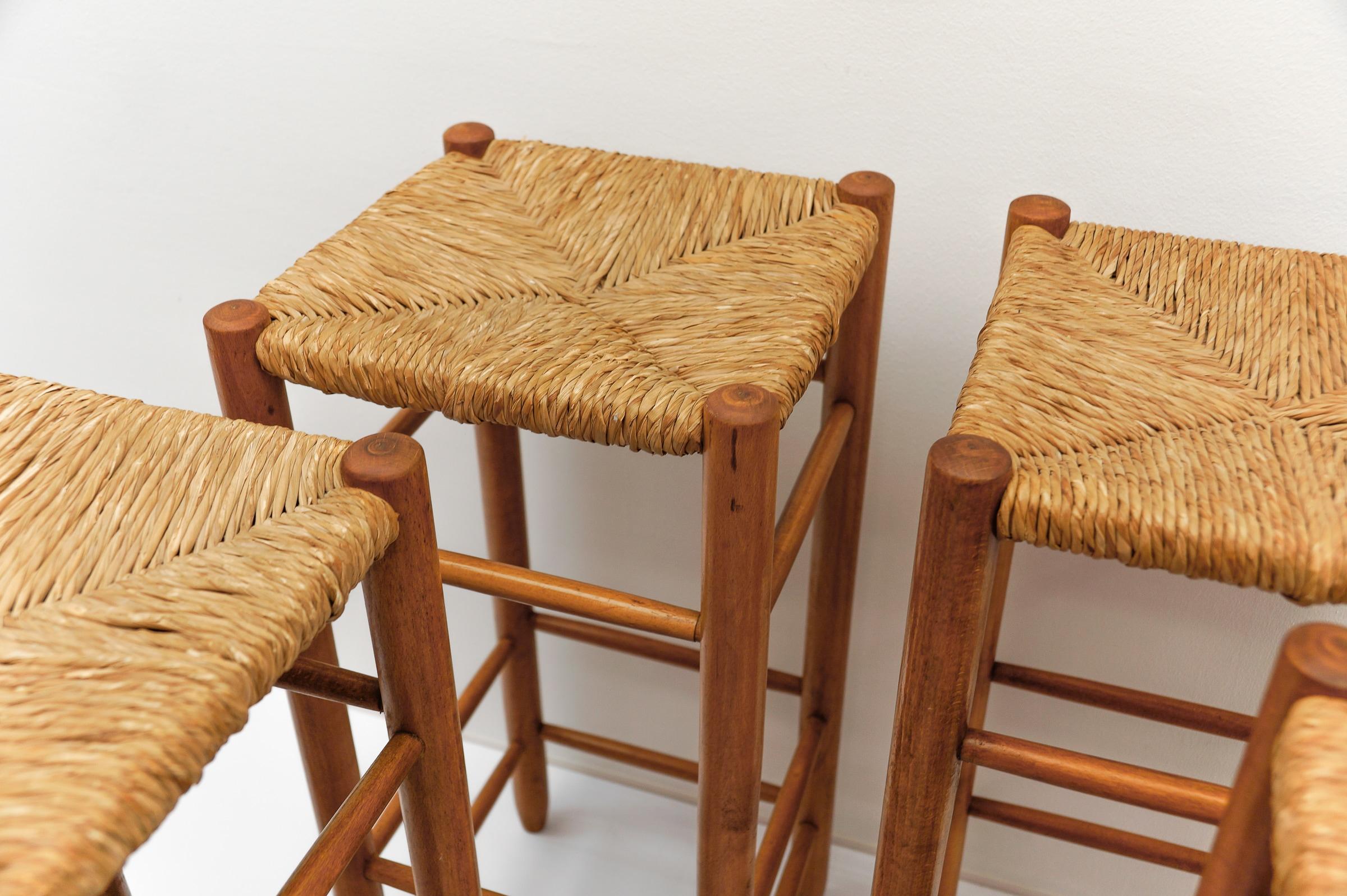 Set of 6 Mid-Century Bar Stools in Wood and Bast, 1960s Italy For Sale 10