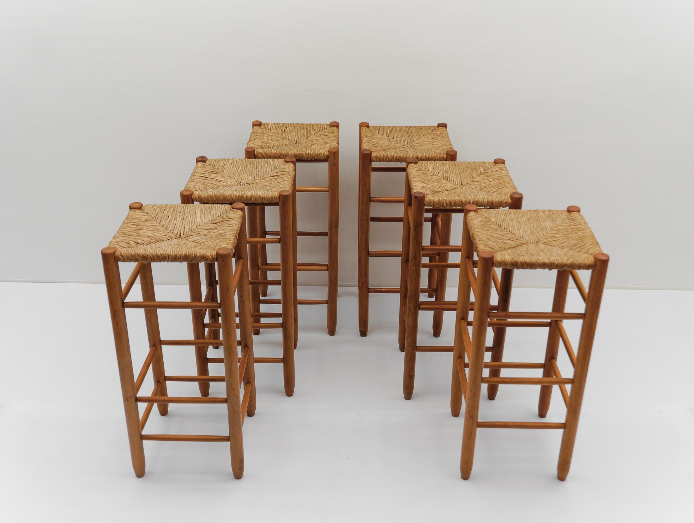 Set of 6 Mid-Century Bar Stools in Wood and Bast, 1960s Italy In Good Condition For Sale In Nürnberg, Bayern