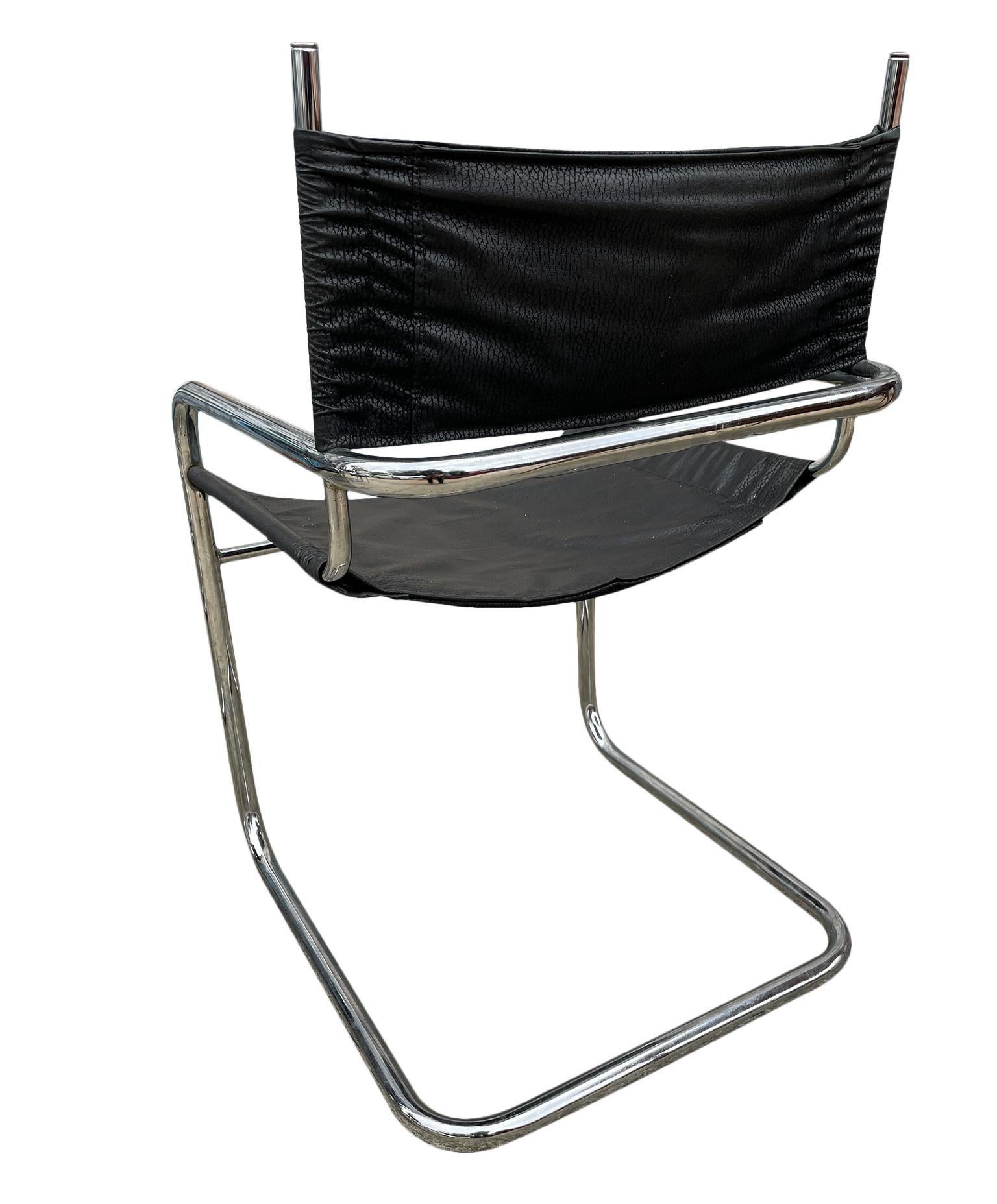 Acier Ensemble de 6 fauteuils de salle à manger en porte-à-faux chromés du milieu du siècle dernier, style Mart Stam en vente