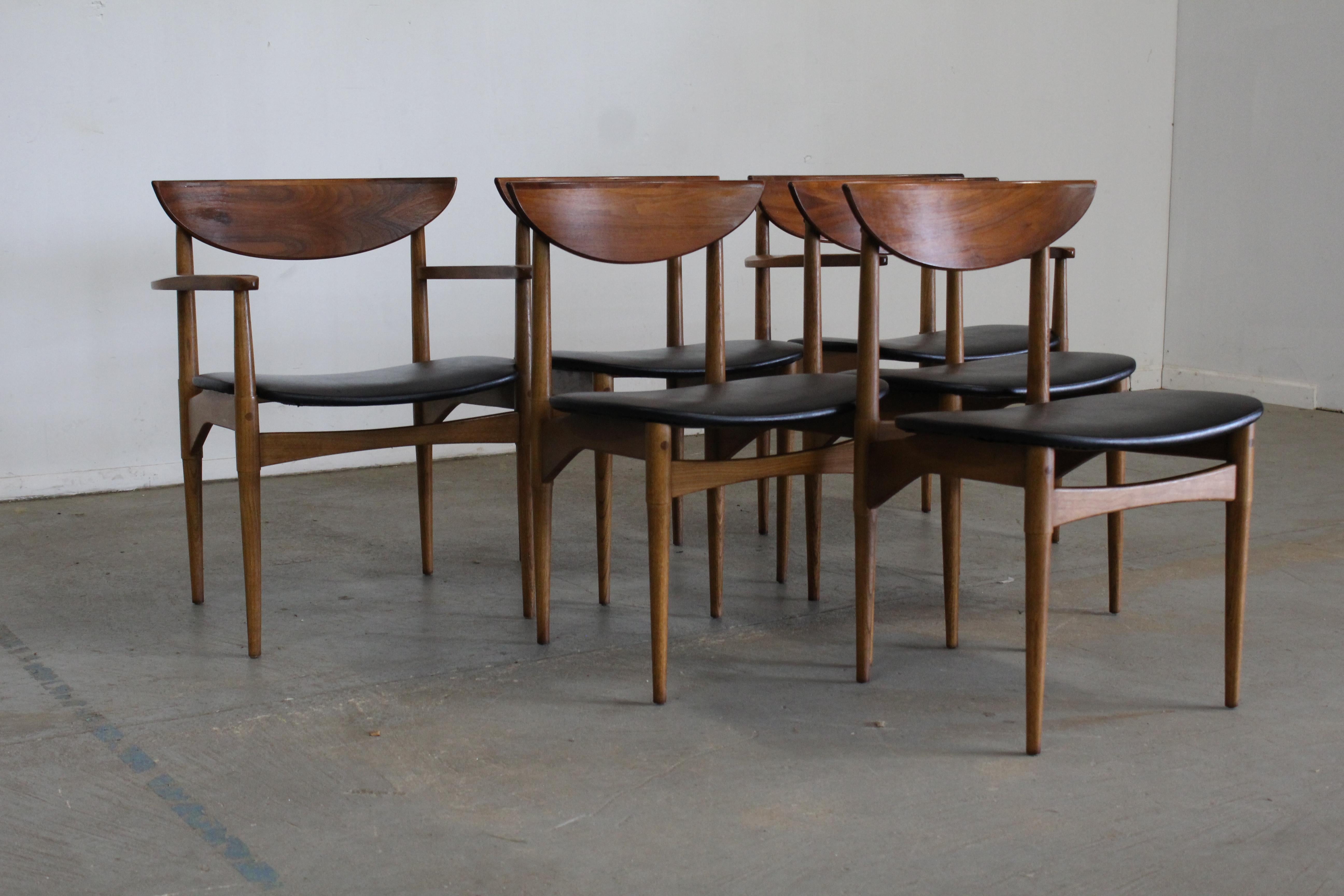 Offered is a Set of 6 Mid-Century Danish Modern Warren Church Lane Perception Dining Chairs. These chairs were designed by Warren Church for Lane 