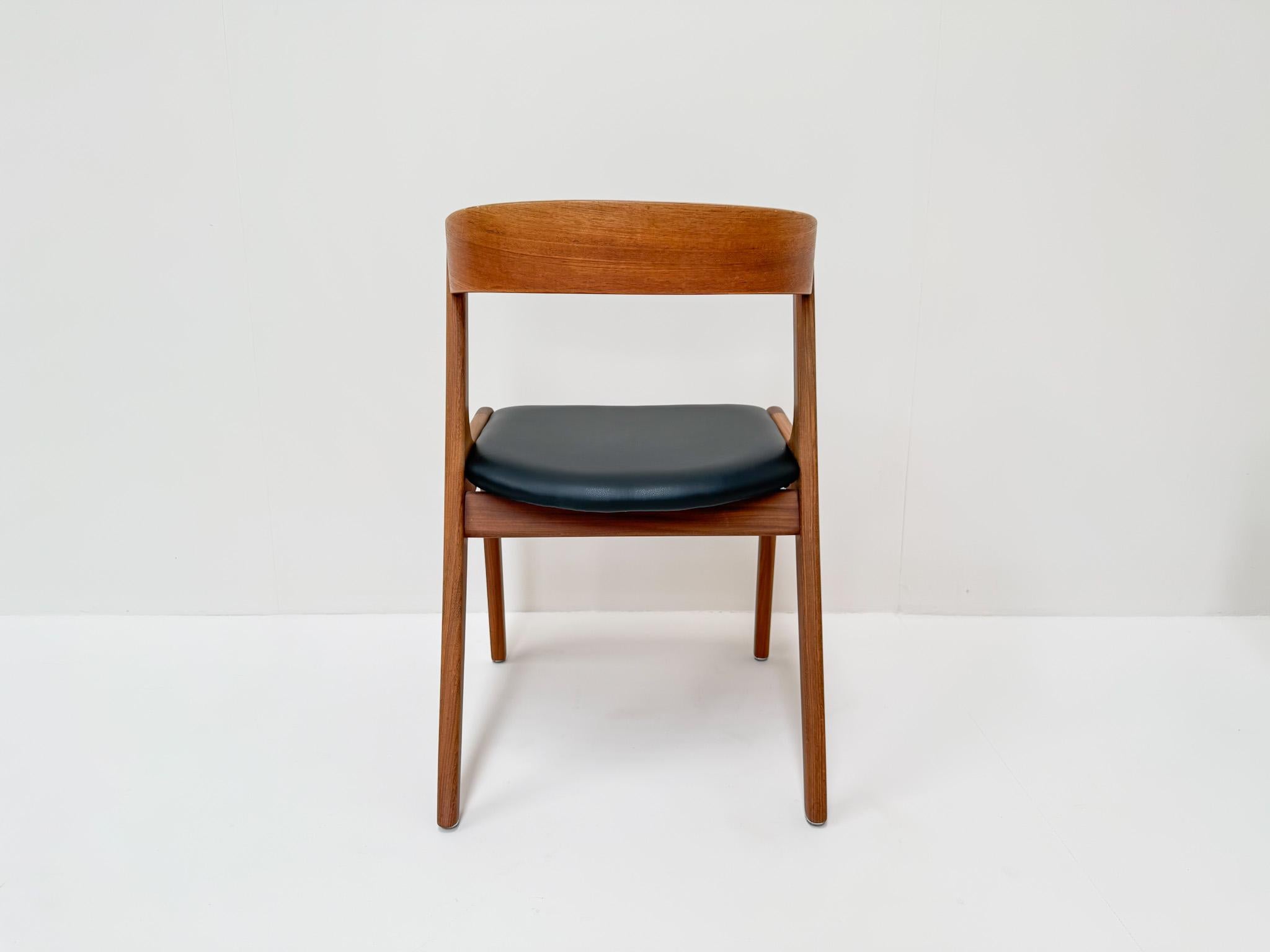 Set of 6 Mid-century Danish Teak Dining Chairs, Anderstrup Mobelfabrik Model 68 en vente 3