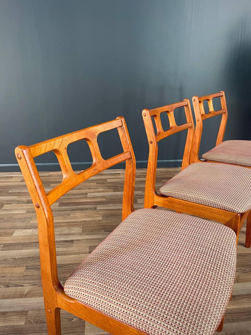 Upholstery Set of 6 Mid-Century Danish Teak Dining Chairs by D-Scan
