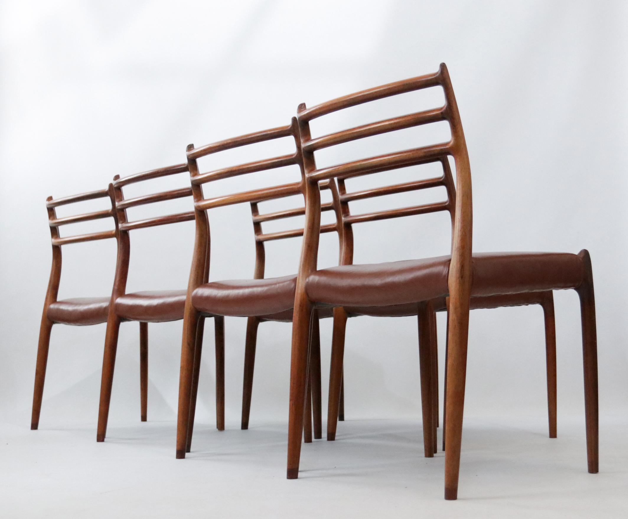 Leather Set of 6 Mid-Century Design Niels Møller Model 78 Rosewood Dining Chairs