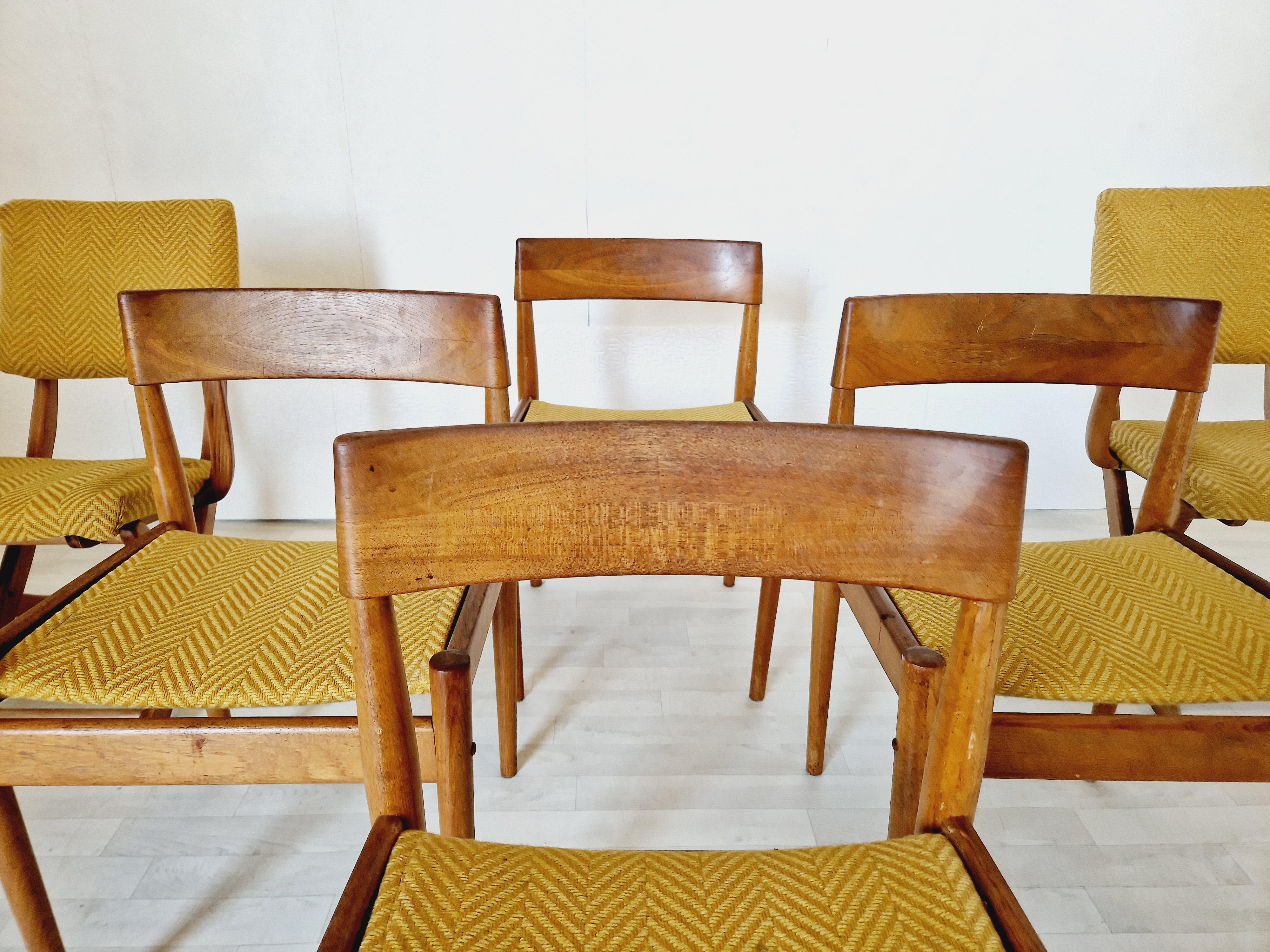 Ensemble de 6 chaises de salle à manger du milieu du siècle Grete Jalk pour Poul Jeppesen  en vente 2