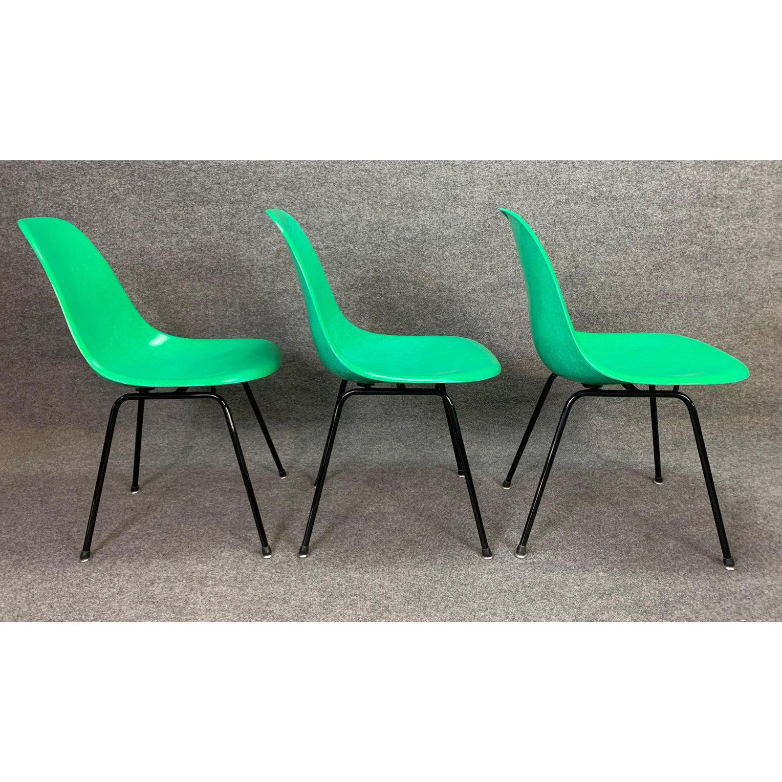 Set of 6 Midcentury DSX Fiberglass Chairs by Charles Eames for Herman Miller 3
