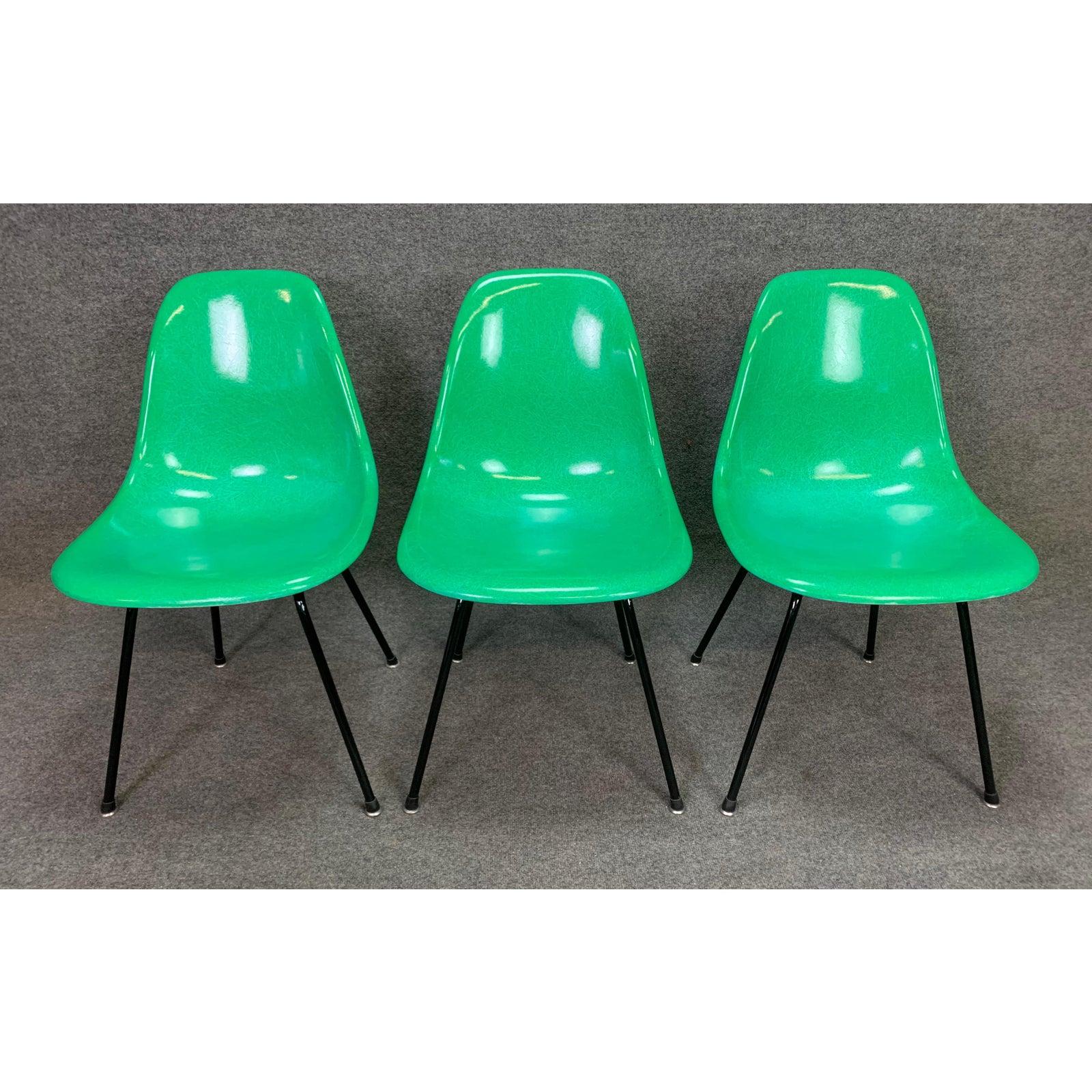 Mid-Century Modern Set of 6 Midcentury DSX Fiberglass Chairs by Charles Eames for Herman Miller