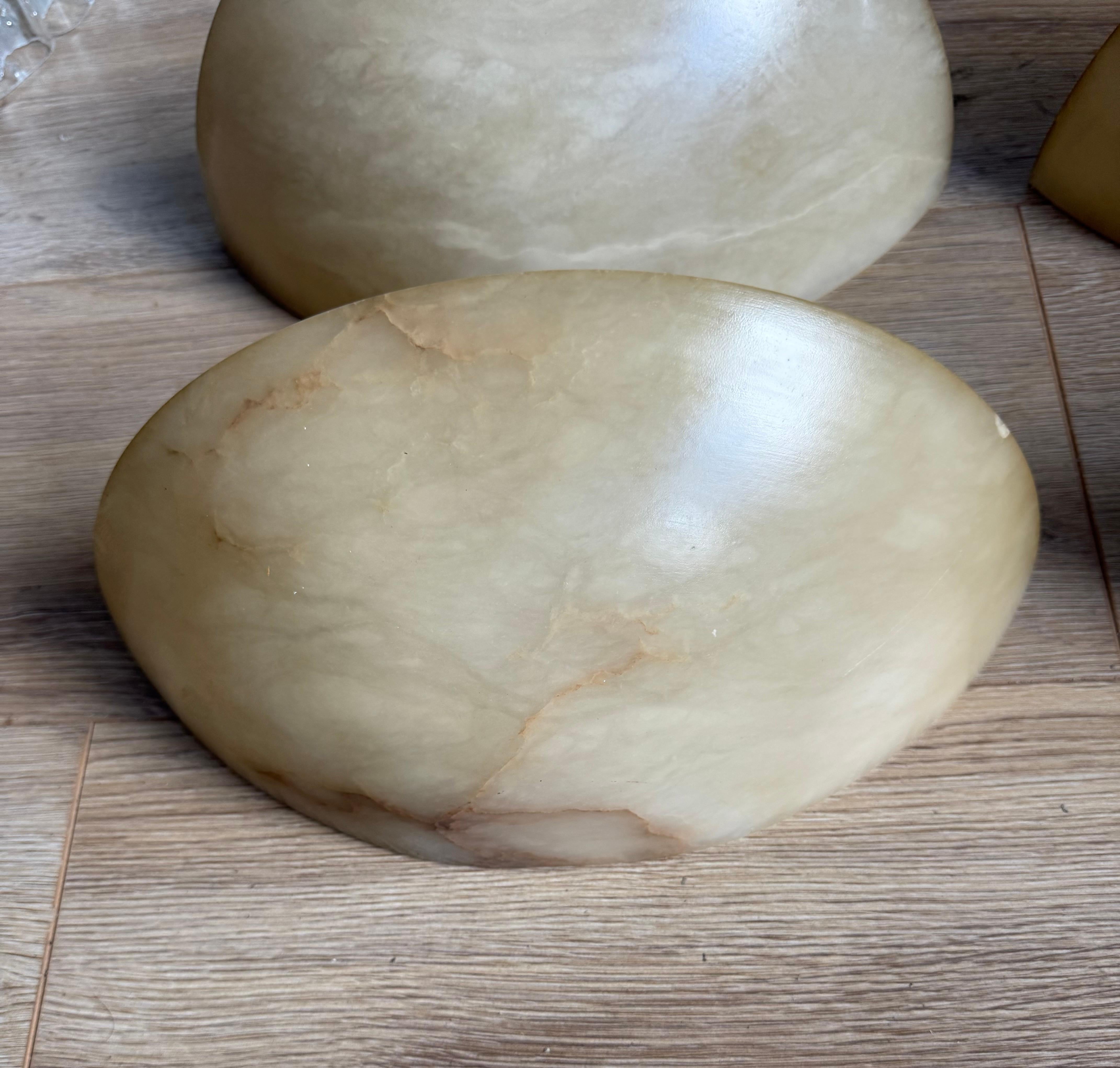 20th Century Set of 6 Mid-Century Era, Art Deco Style, Good Condition Alabaster Wall Sconces For Sale