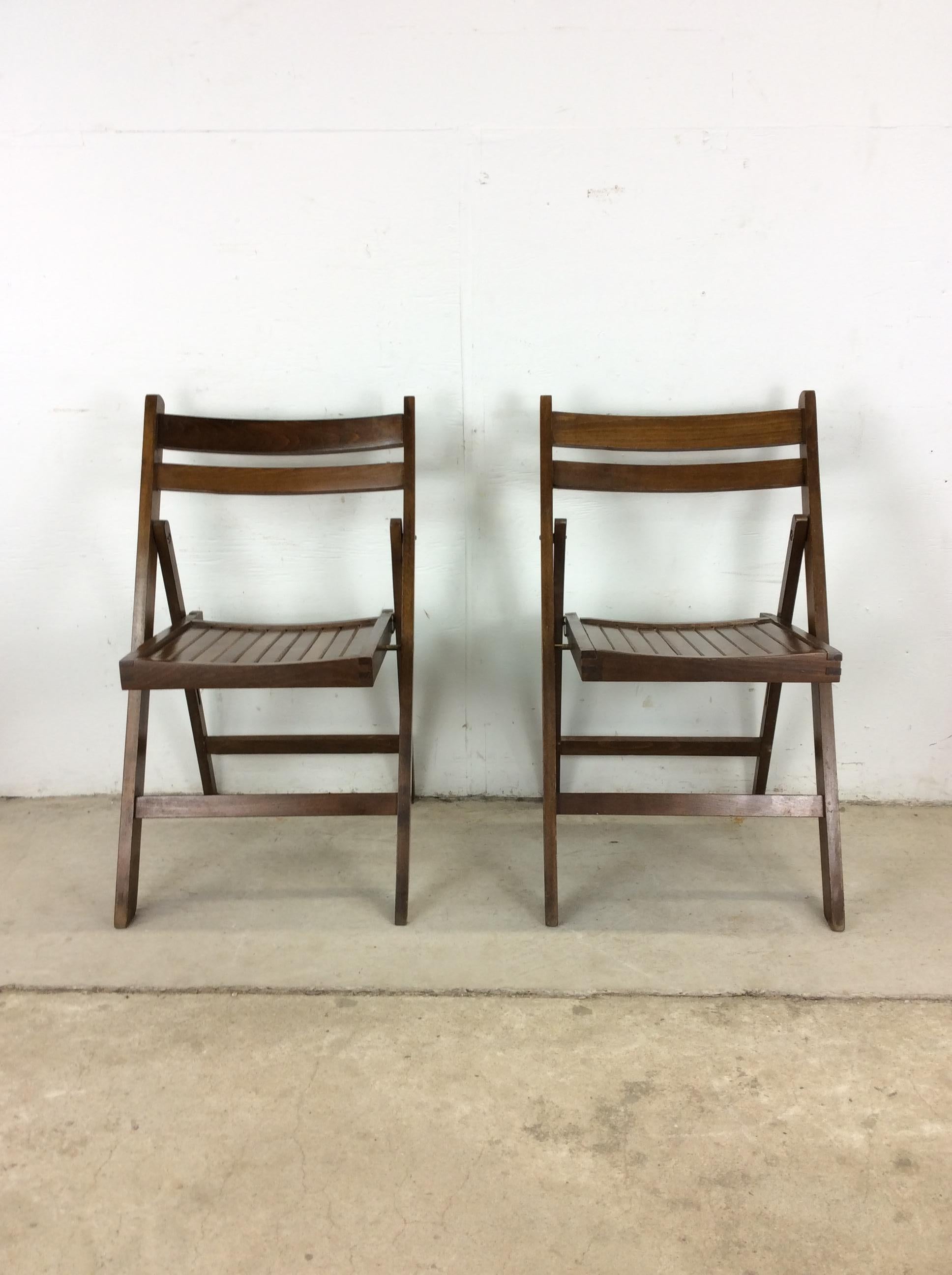 Ensemble de 6 chaises pliantes du milieu du siècle avec sièges à lattes en vente 4