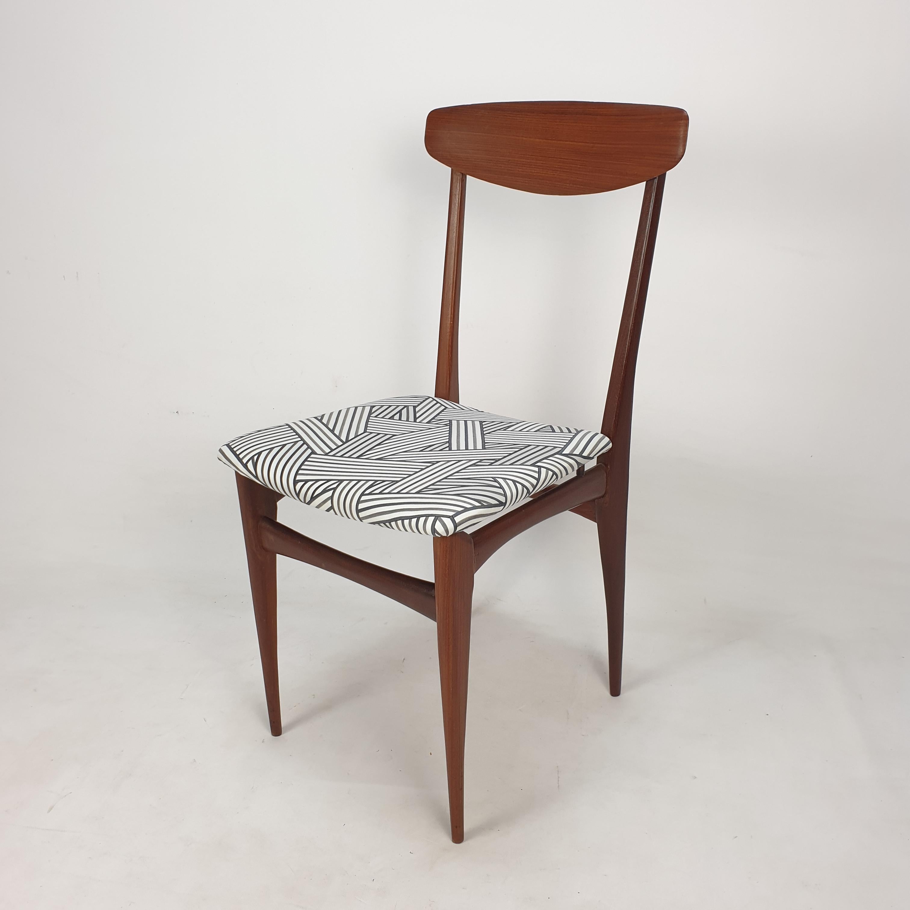 Set of 6 Mid Century Italian Teak Dining Chairs, 1950s For Sale 5