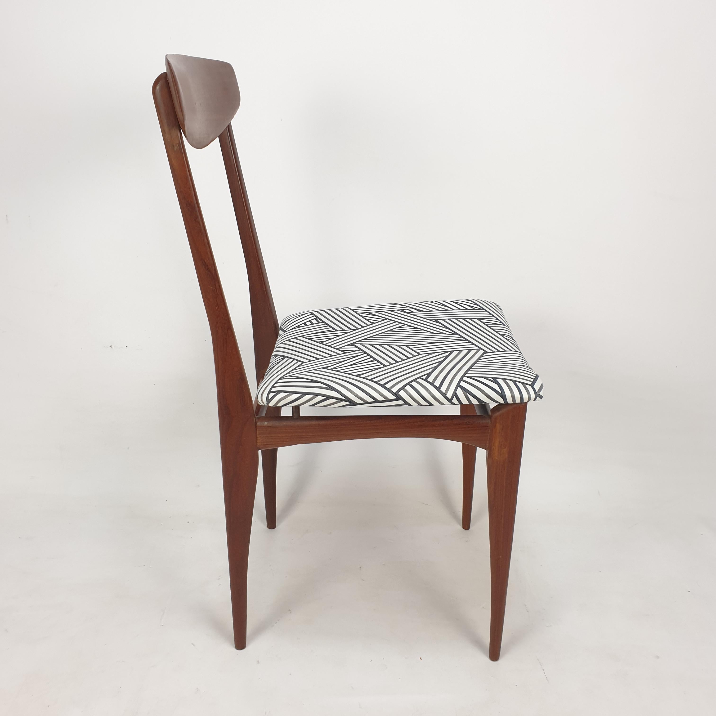 Set of 6 Mid Century Italian Teak Dining Chairs, 1950s For Sale 9