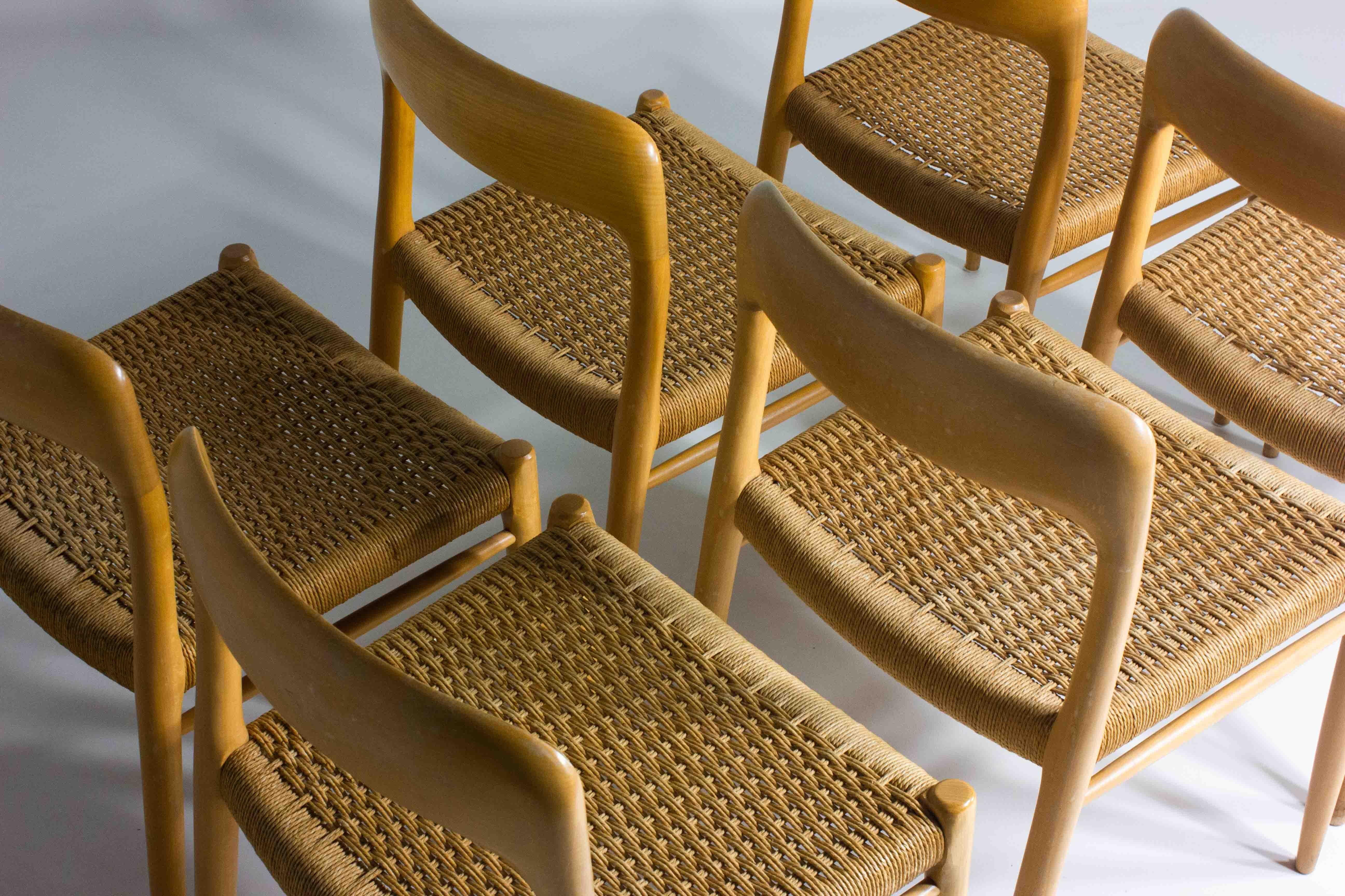 Mid-20th Century Set of 6 Mid-century J.L. Moller Model 75 Solid oak Dining Chairs, Denmark 1960s