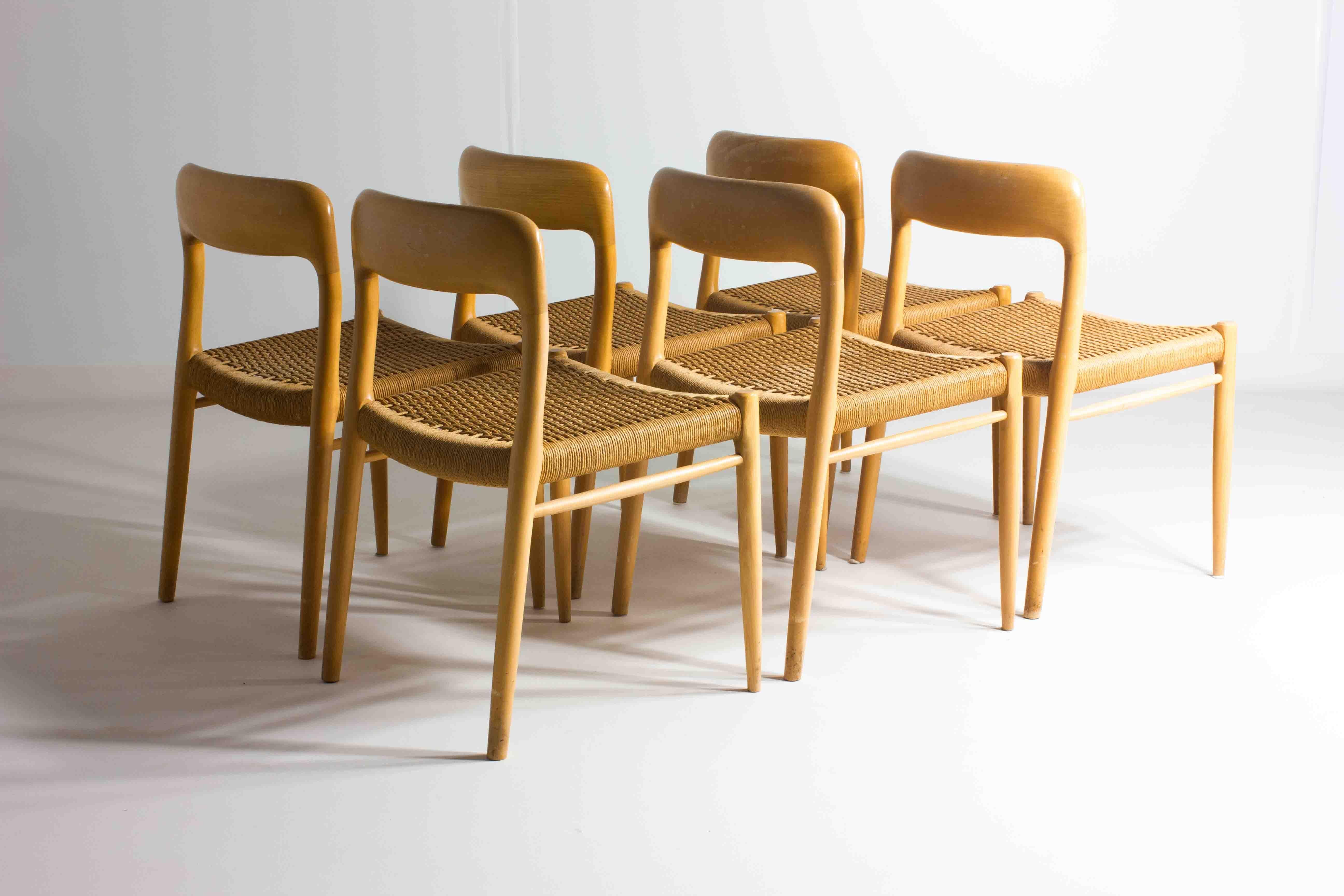 Oak Set of 6 Mid-century J.L. Moller Model 75 Solid oak Dining Chairs, Denmark 1960s
