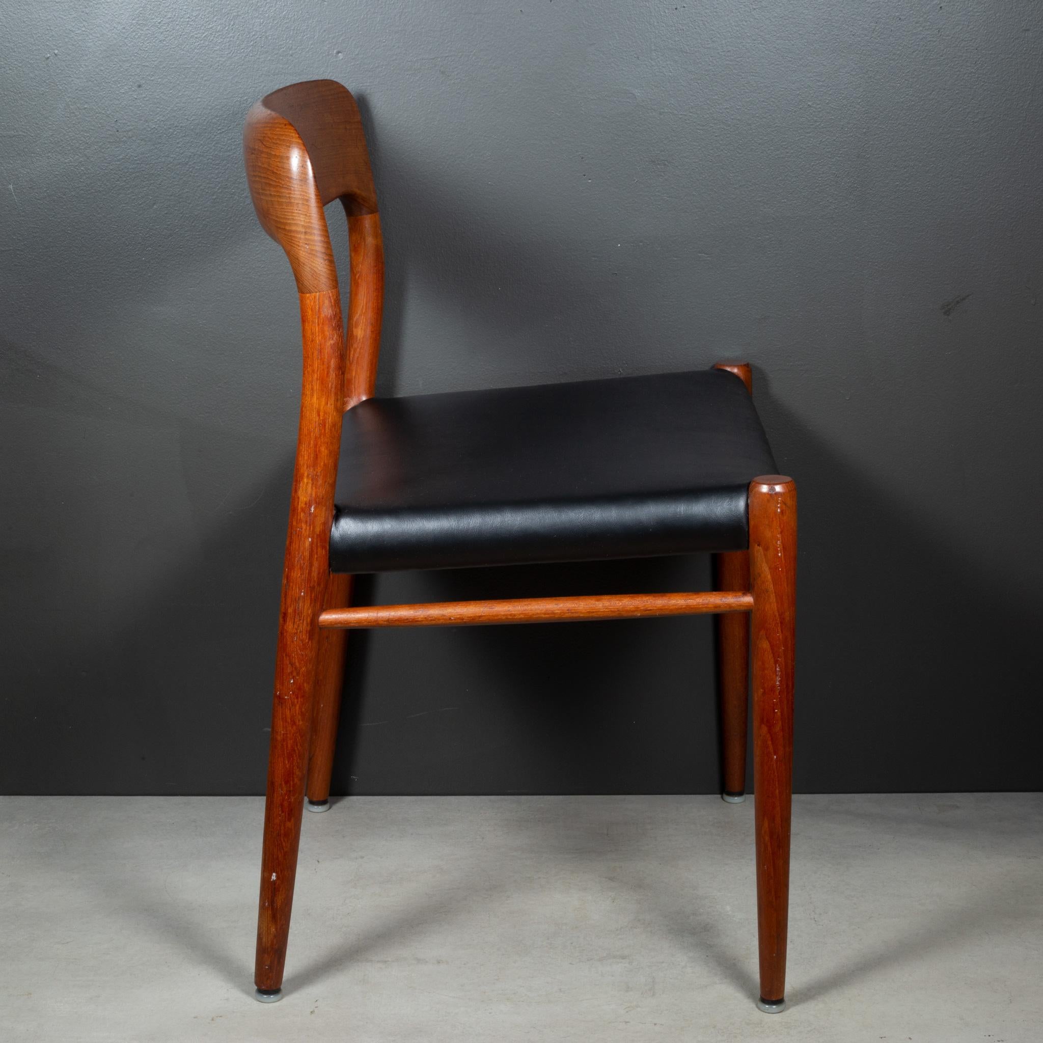 Set of 6 Mid-century J.L. Moller Model #75 Solid Teak Dining Chairs c.1960 For Sale 3