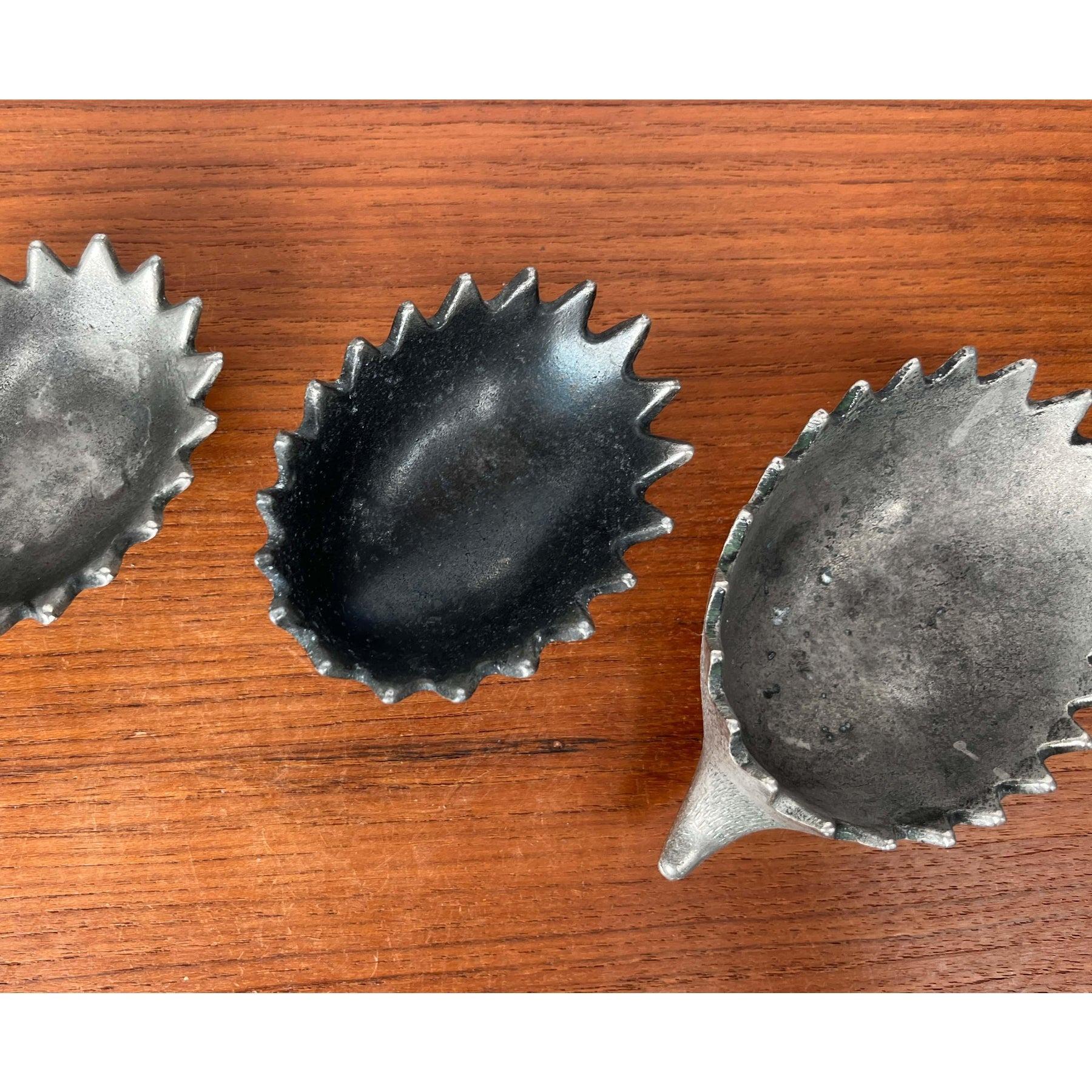 Set of 6 Mid-Century Metal Hedgehog Stacking Ashtray from the Ussr, 1960s For Sale 8