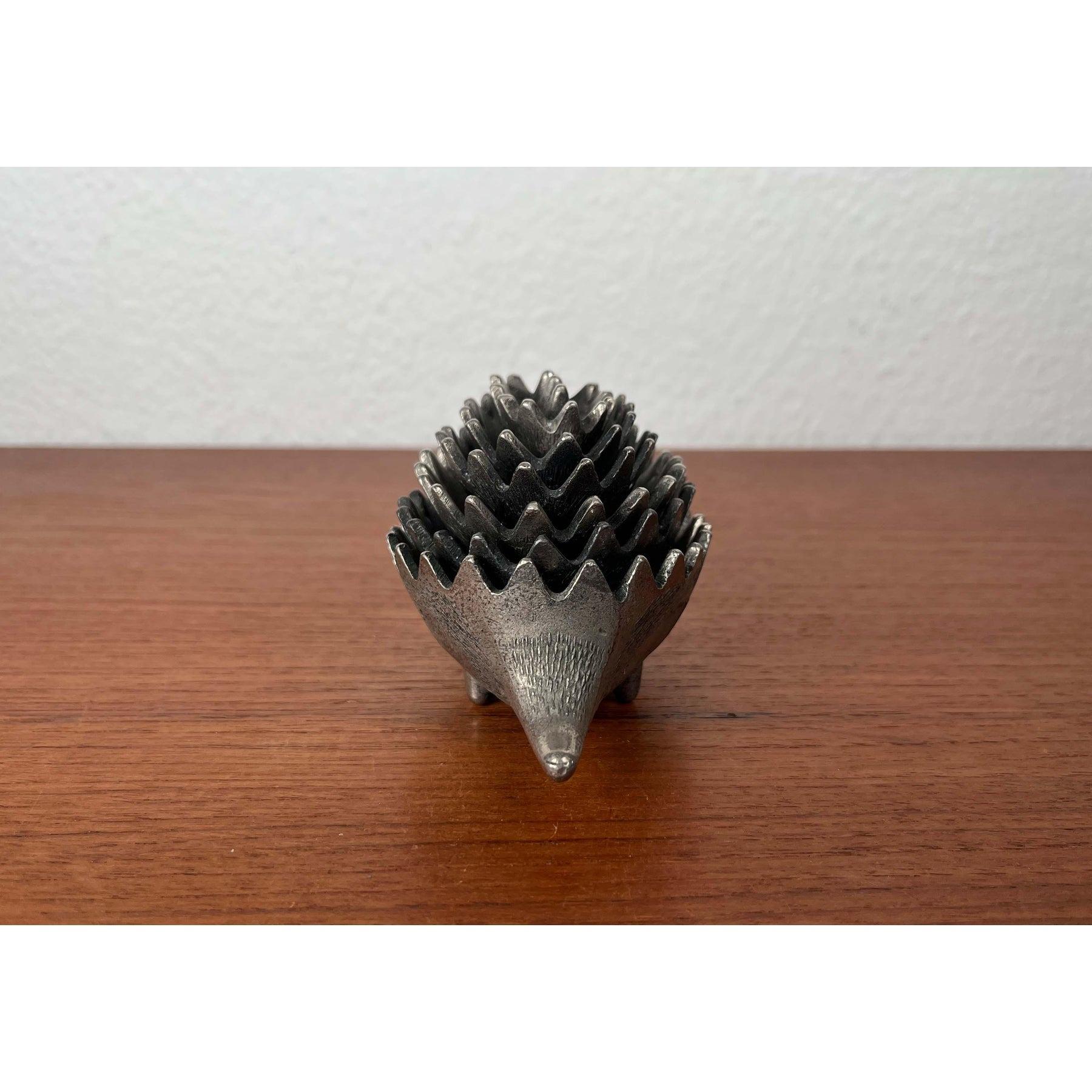 Set of 6 Mid-Century Metal Hedgehog Stacking Ashtray from the Ussr, 1960s For Sale 12