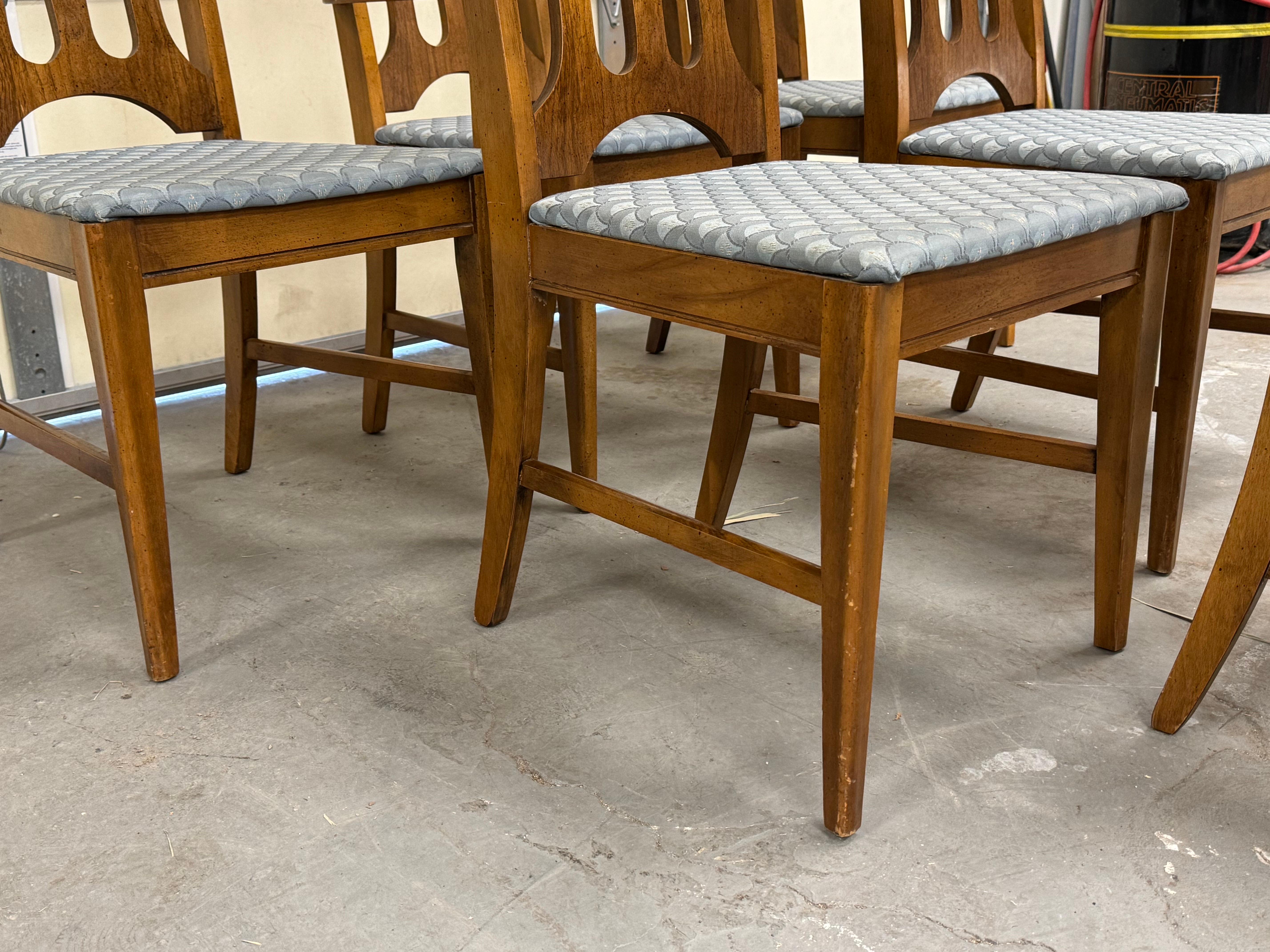Mid-20th Century Set of 6 Mid-Century Modern Bassett Prestige Walnut Dining Chairs