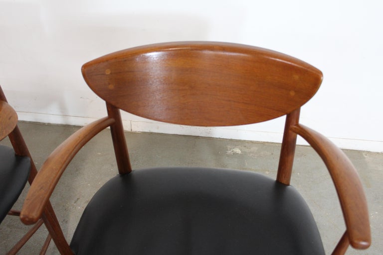 Set of 6 Mid-Century Modern Danish Modern Peter Hvidt Teak Dining Chairs For Sale 3