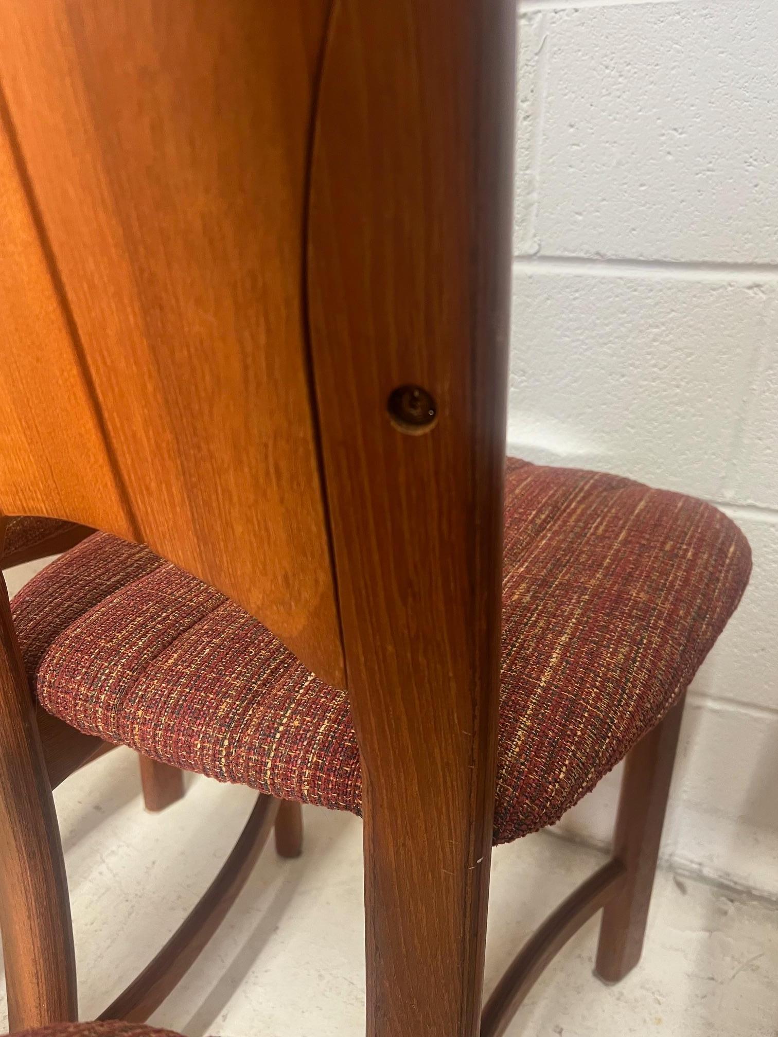 Set Of 6 Mid Century Modern Danish Teak Dining Chairs By D-Scan In Good Condition For Sale In Atlanta, GA