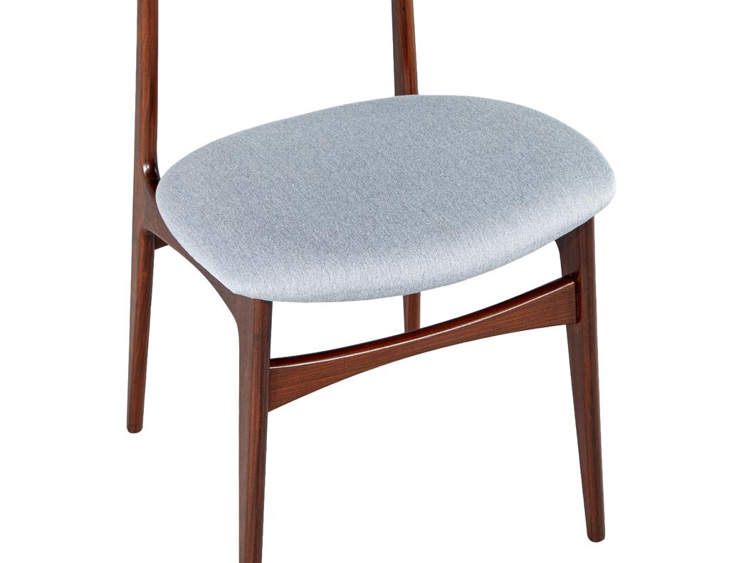 Set of 6 Mid-Century Modern Dining Chairs, Hans J. Wegner Style, 1960’s For Sale 6