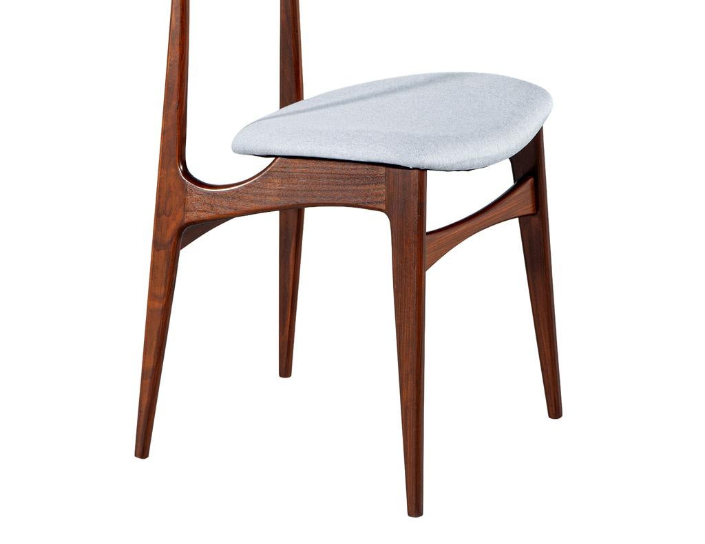 Set of 6 Mid-Century Modern Dining Chairs, Hans J. Wegner Style, 1960’s For Sale 8