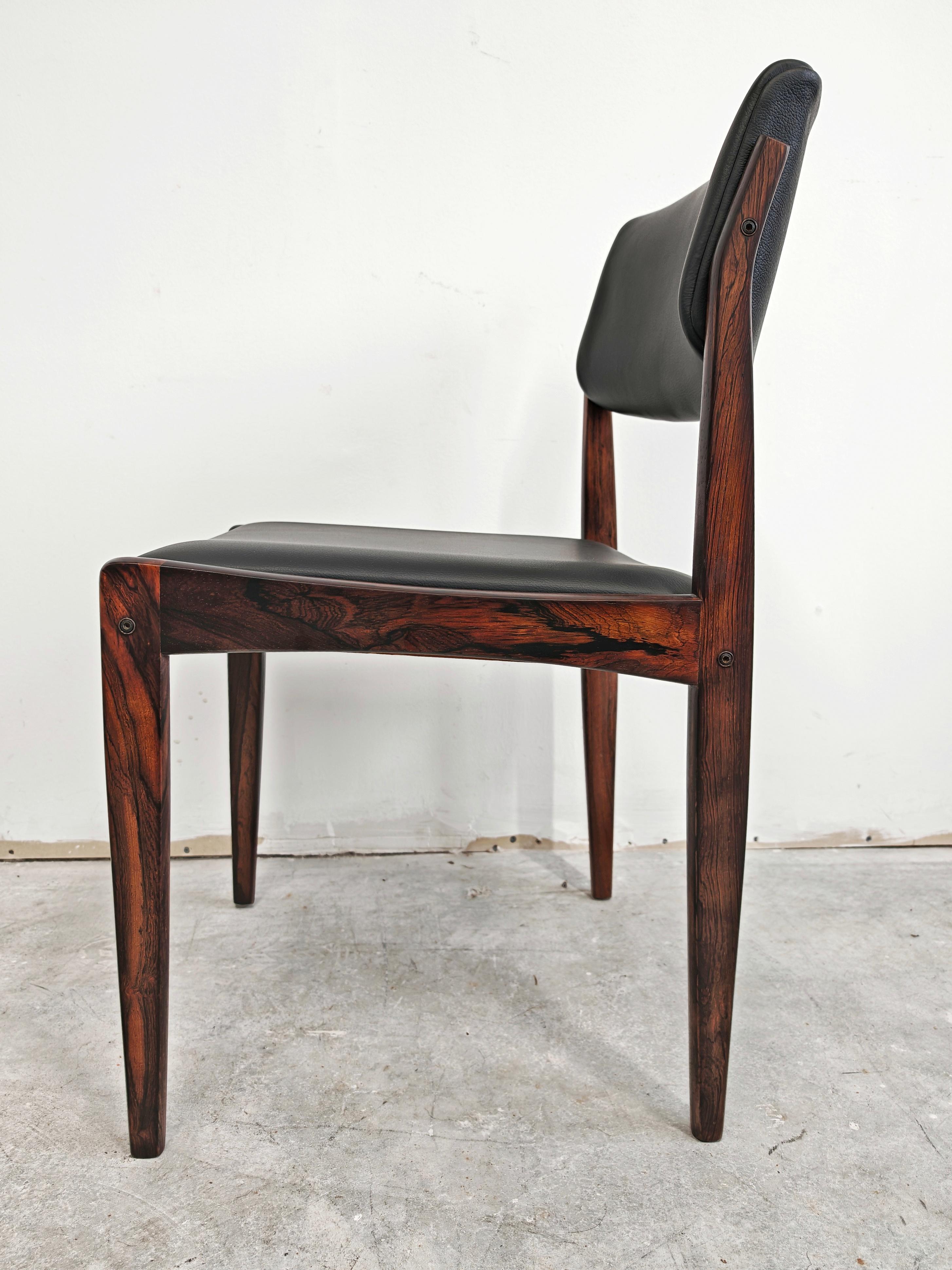 Juego de 6 sillas de comedor Mid Century Modern en palisandro y cuero by Bramin Moderno de mediados de siglo en venta