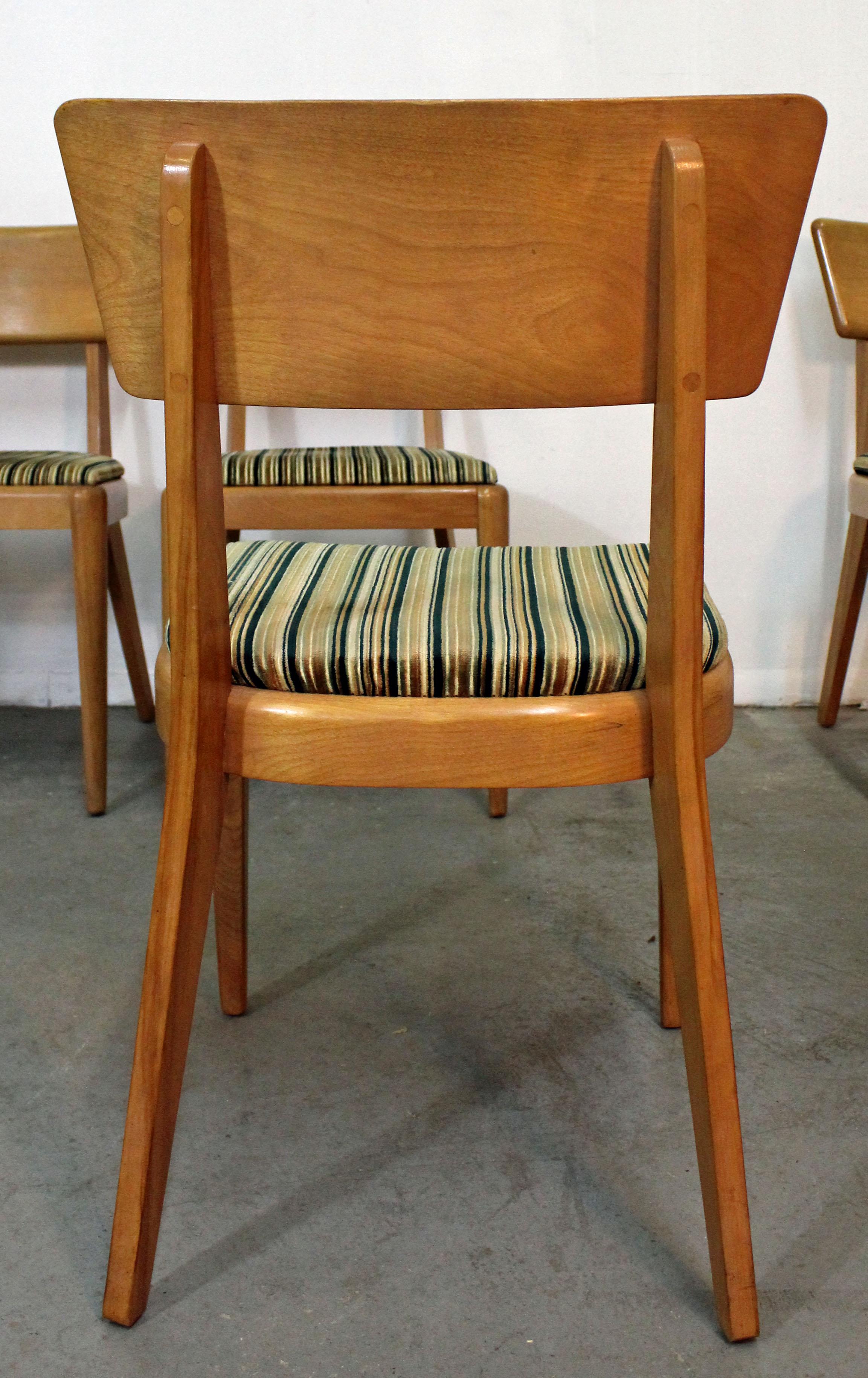 Set of 6 Mid-Century Modern Heywood-Wakefield Champagne Dining Chairs In Good Condition In Wilmington, DE