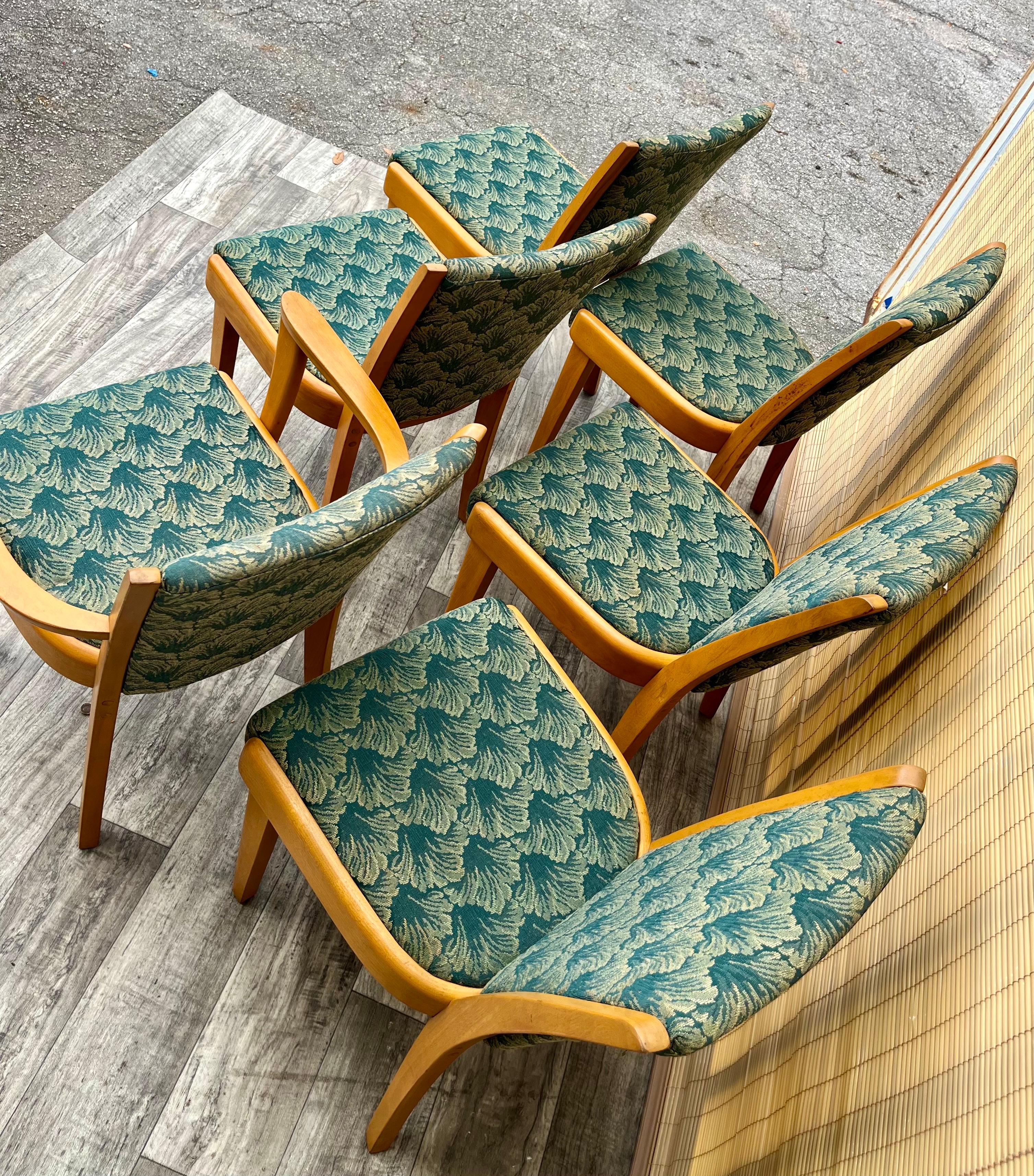 Mid-Century Modern Set of 6 Mid Century Modern Heywood Wakefield Dining Room Chairs. Circa 1960s  For Sale