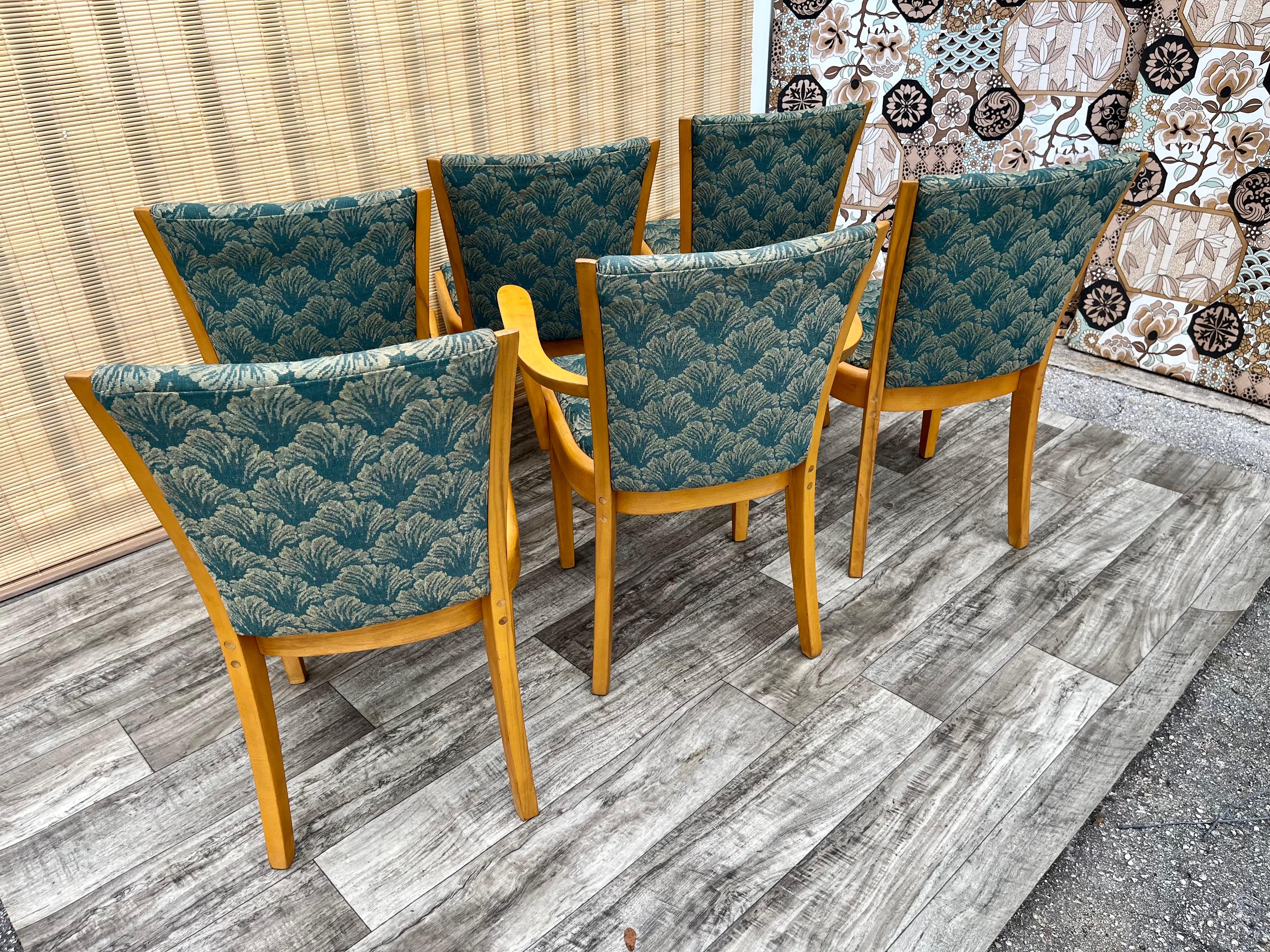 American Set of 6 Mid Century Modern Heywood Wakefield Dining Room Chairs. Circa 1960s  For Sale