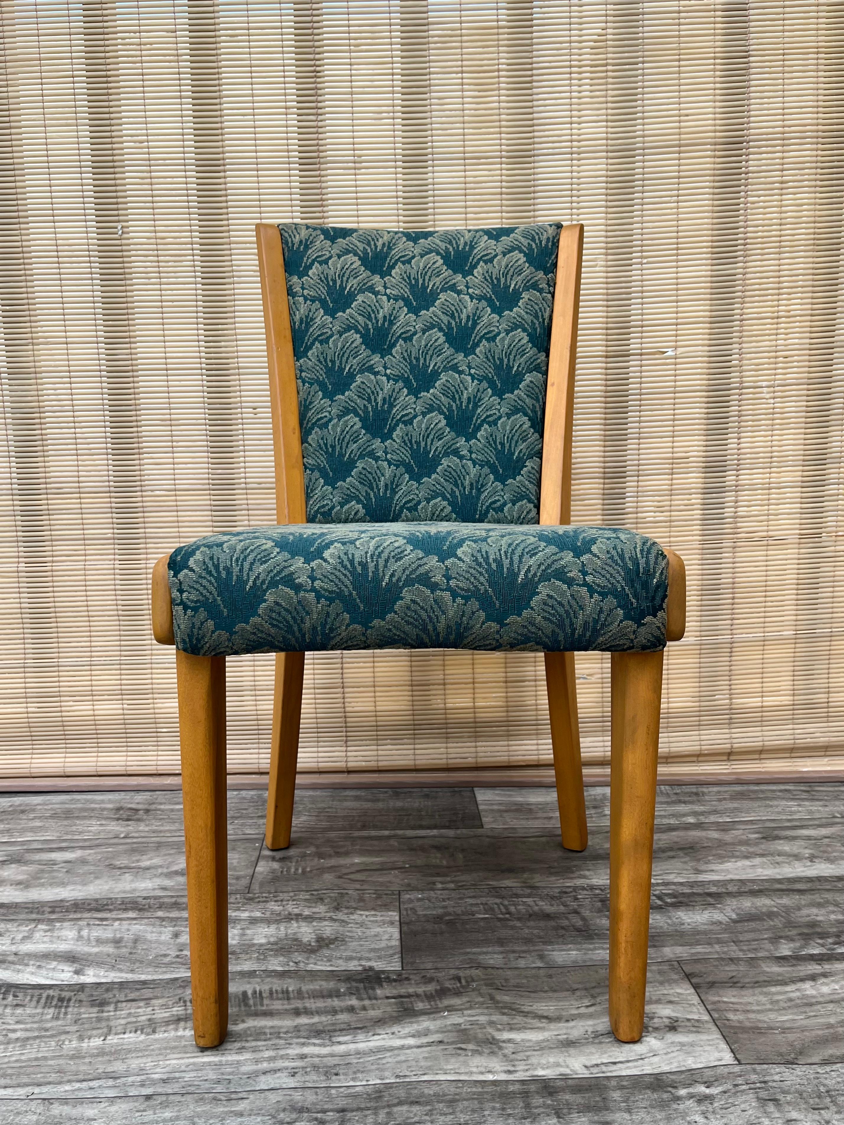 Mid-20th Century Set of 6 Mid Century Modern Heywood Wakefield Dining Room Chairs. Circa 1960s  For Sale