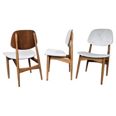Set of 6 Mid-Century Modern Italian Walnut Wood Newly Upholstered Dining Chairs