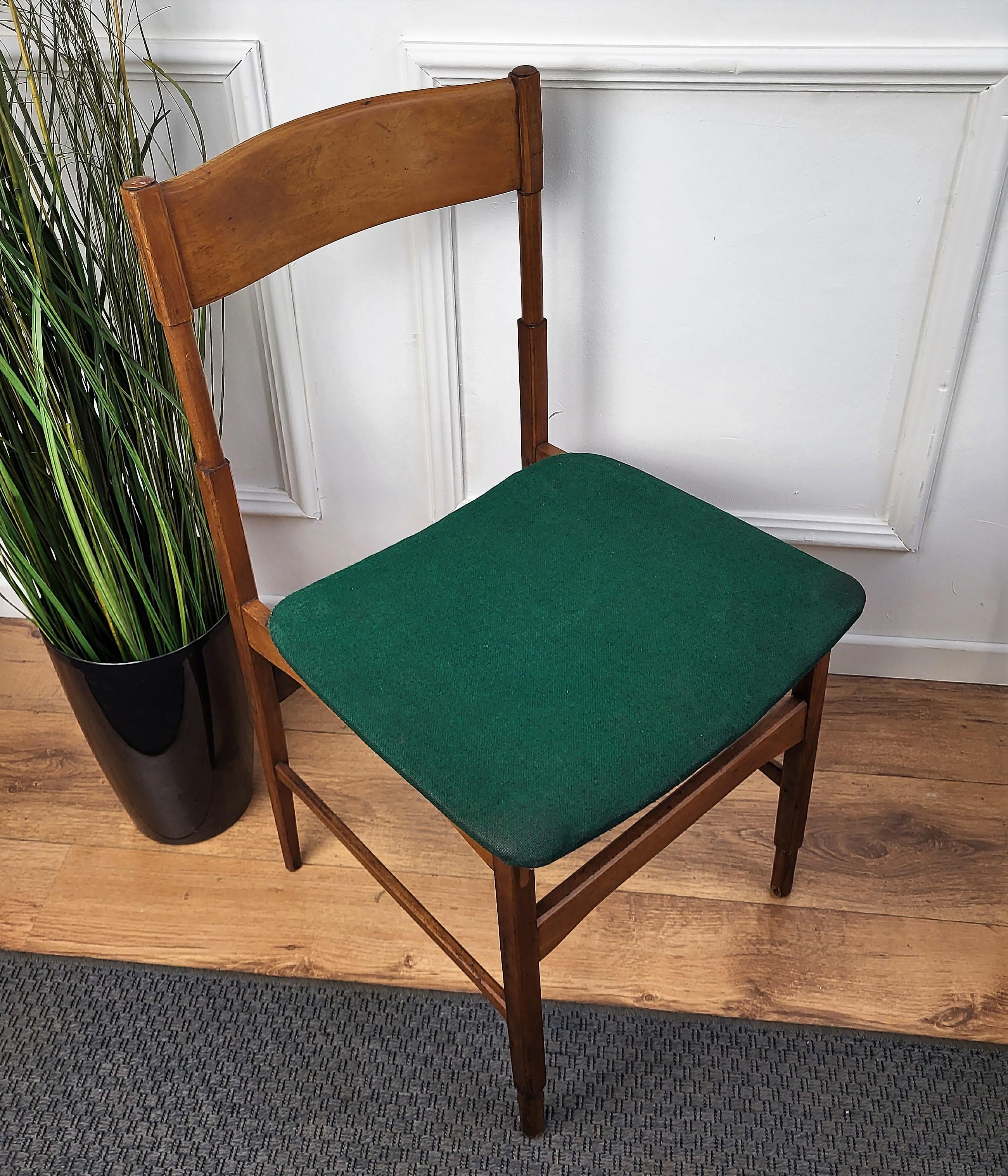 20th Century Set of 6 Mid-Century Modern Italian Walnut Wood Upholstered Dining Chairs For Sale