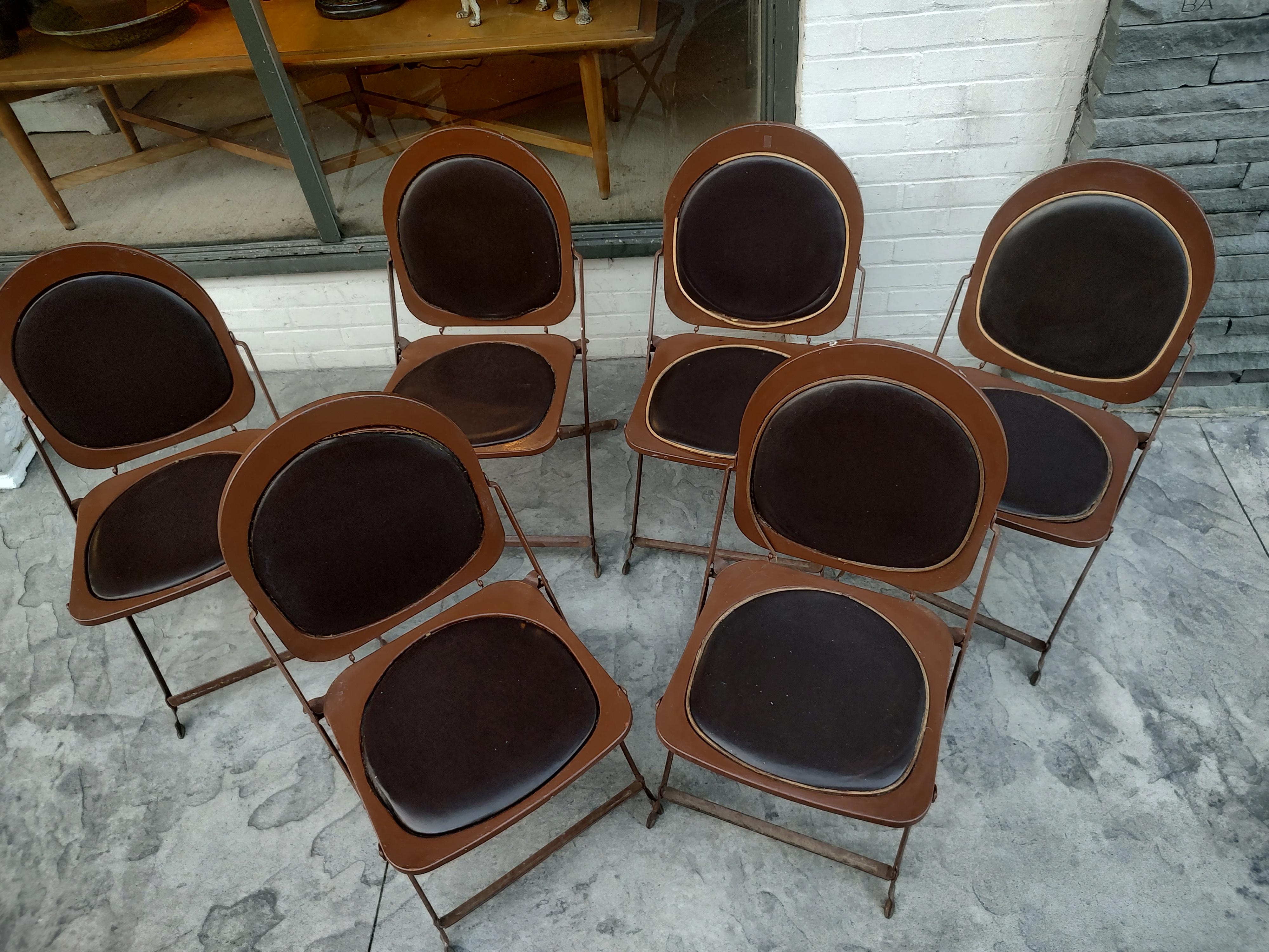 Set of Six Mid-Century Modern Sculptural Unique Folding Chairs For Sale 1
