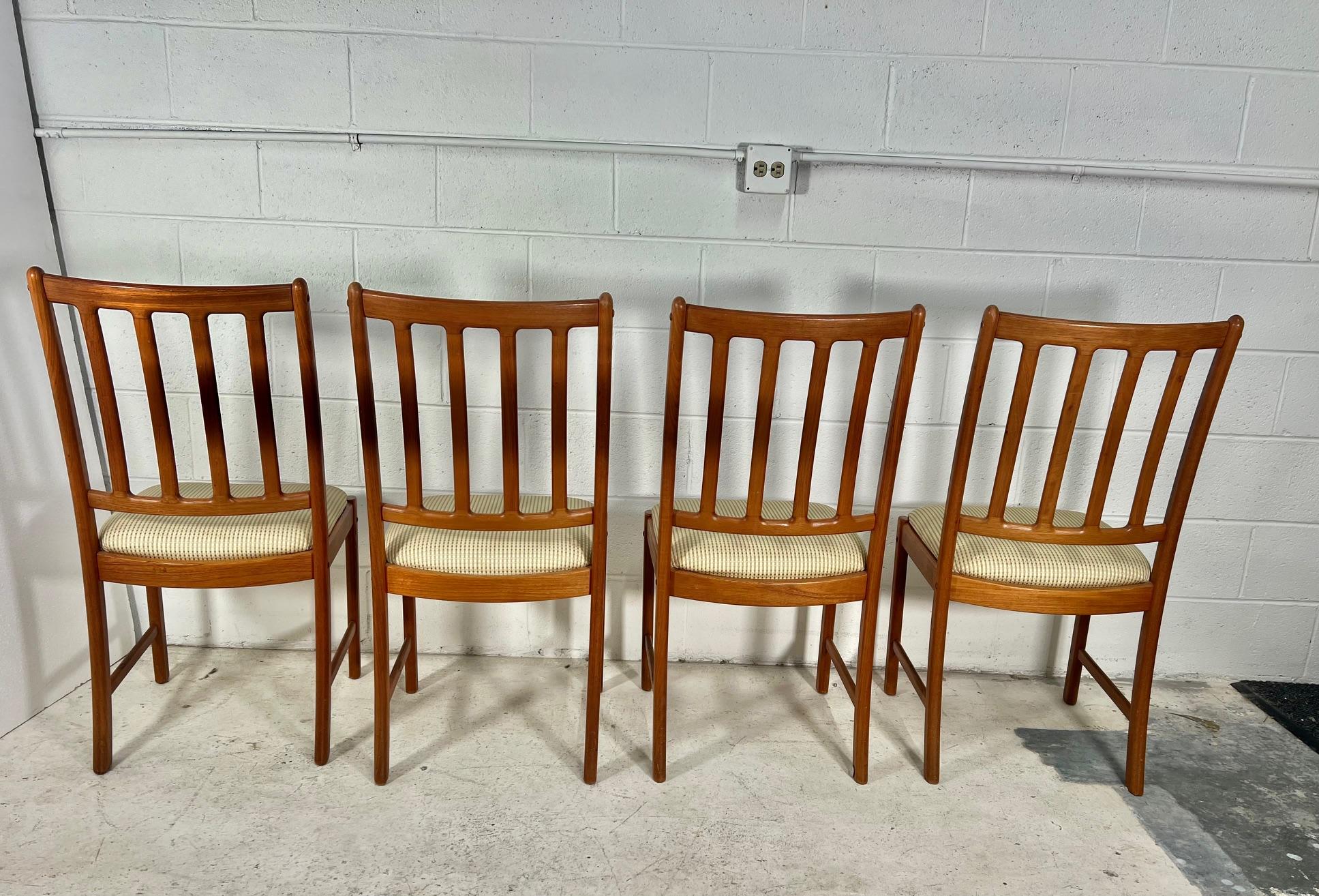 Set Of 6 Mid Century Modern Teak Chairs By Johannes Andersen For Uldum Mobler 2