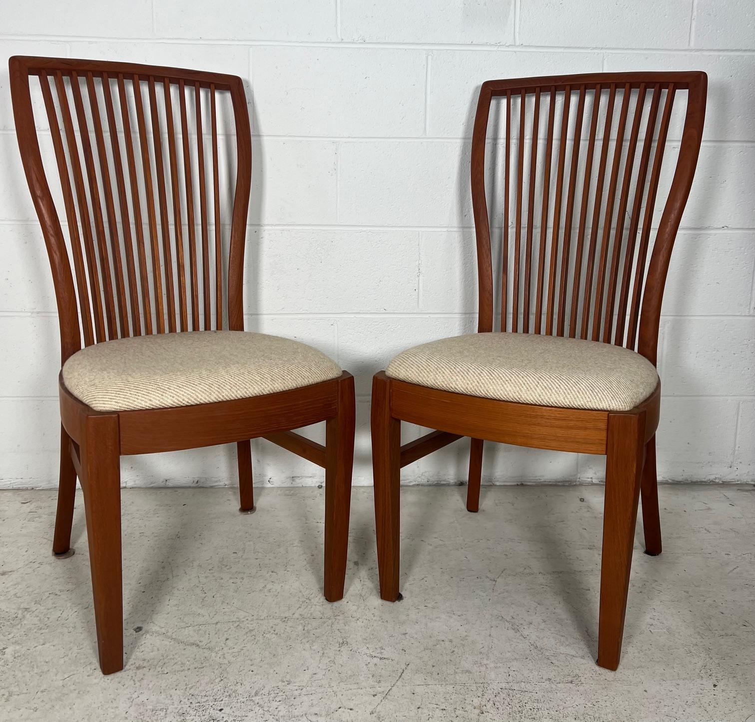 Set Of 6 Mid Century Modern Teak Dining Chairs By Sun Cabinet For Sale 7