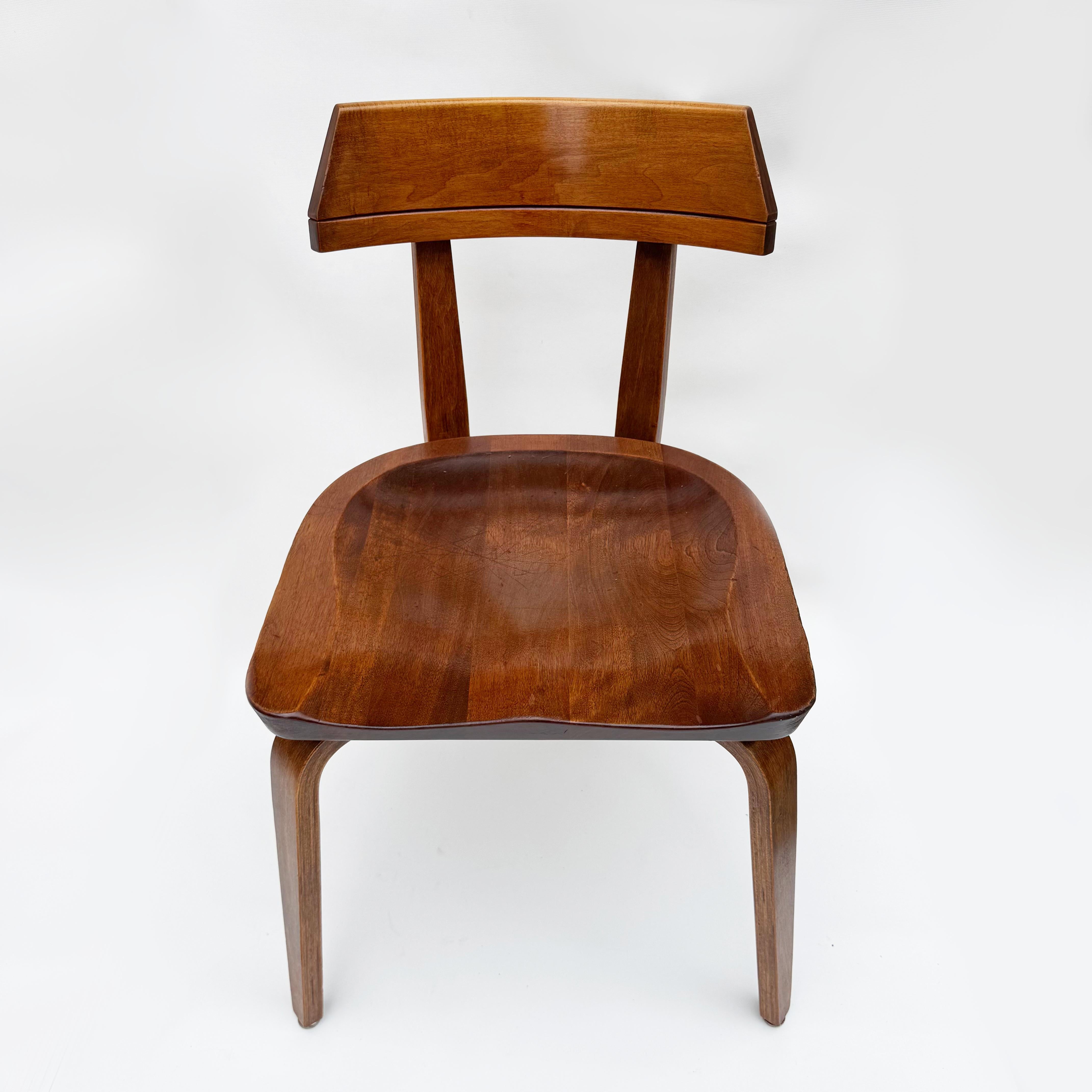 Set of 6 Mid-Century Modern W199 Bent-Wood Chairs by Walter Gropius for Thonet For Sale 2