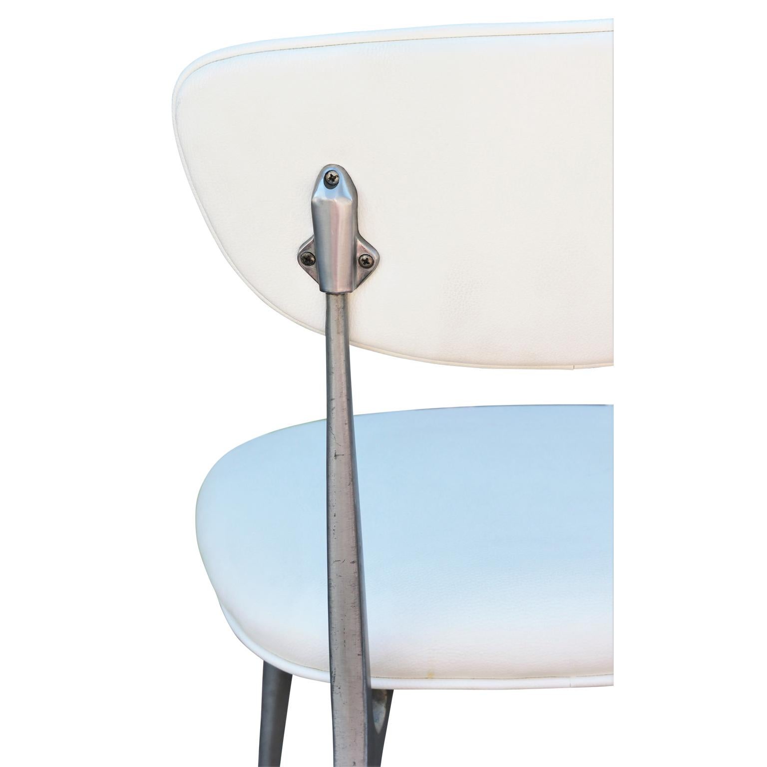 Aluminum Set of 6 Mid-Century Modern White Shelby Williams Gazelle-Leg Dining Chairs
